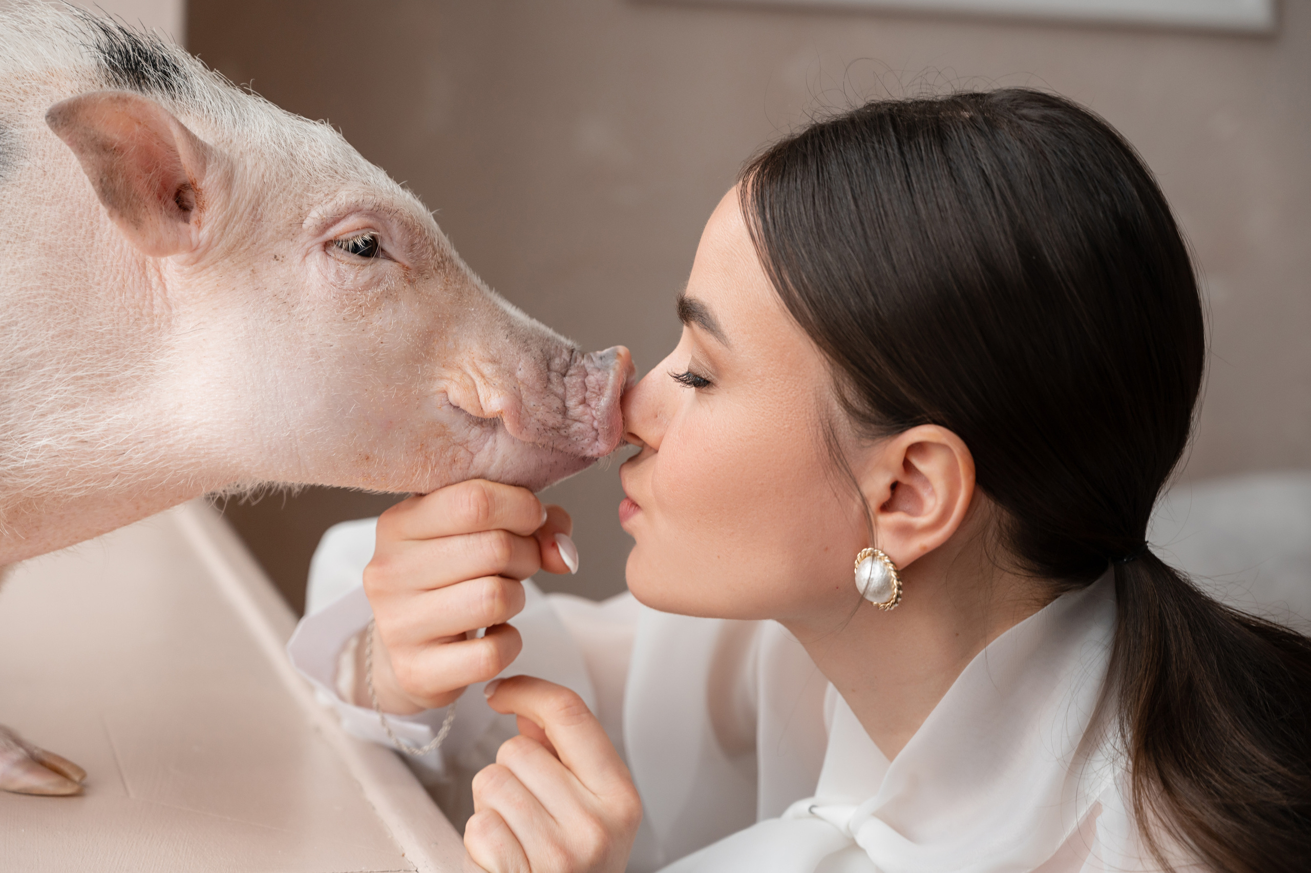 Валерия. Профессиональный фотограф беременности в СПБ. Стильные фотосессии беременности в стиле минимализм и классическая фотография