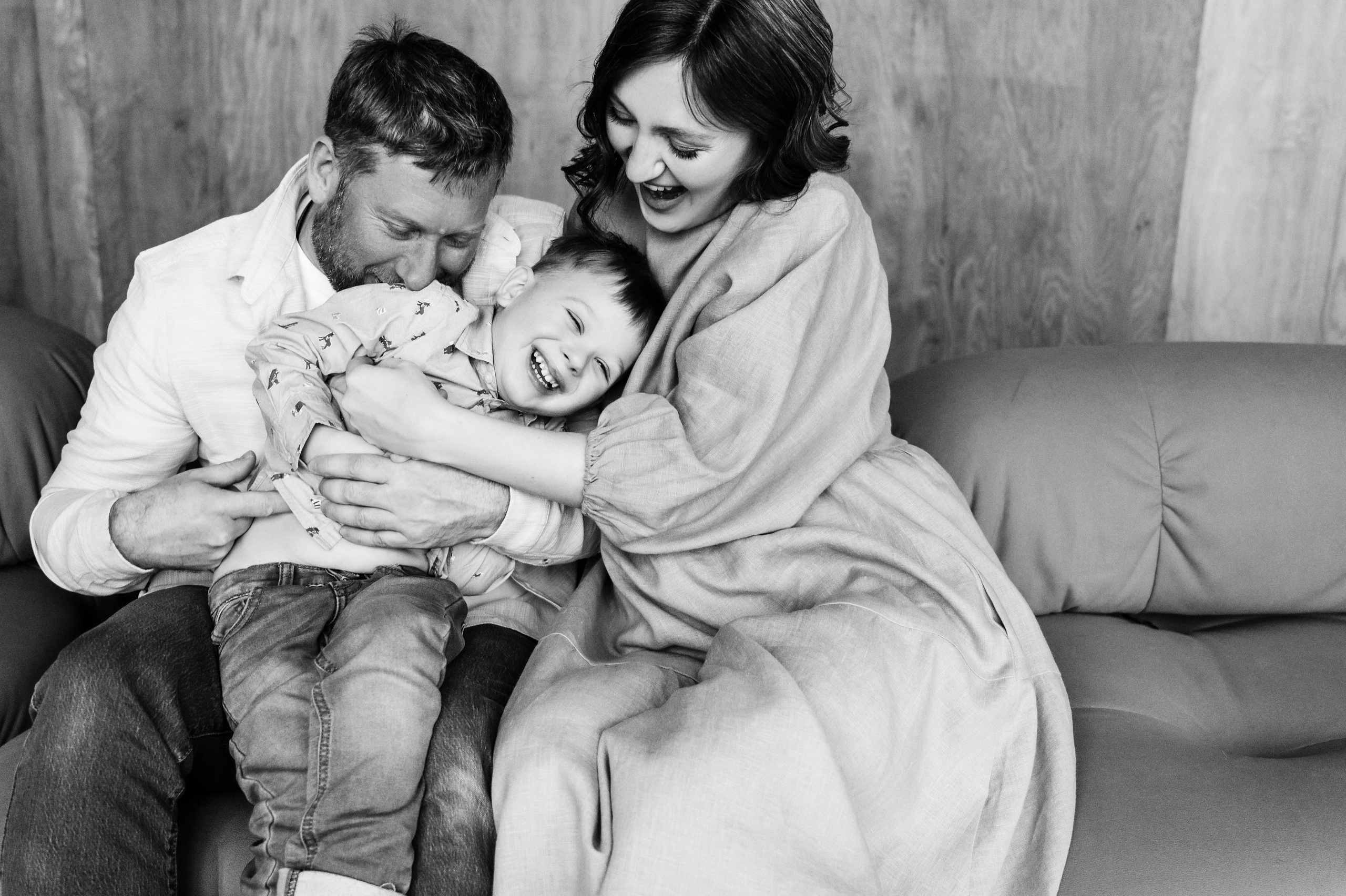 Анна. Профессиональный фотограф беременности в СПБ. Стильные фотосессии беременности в стиле минимализм и классическая фотография