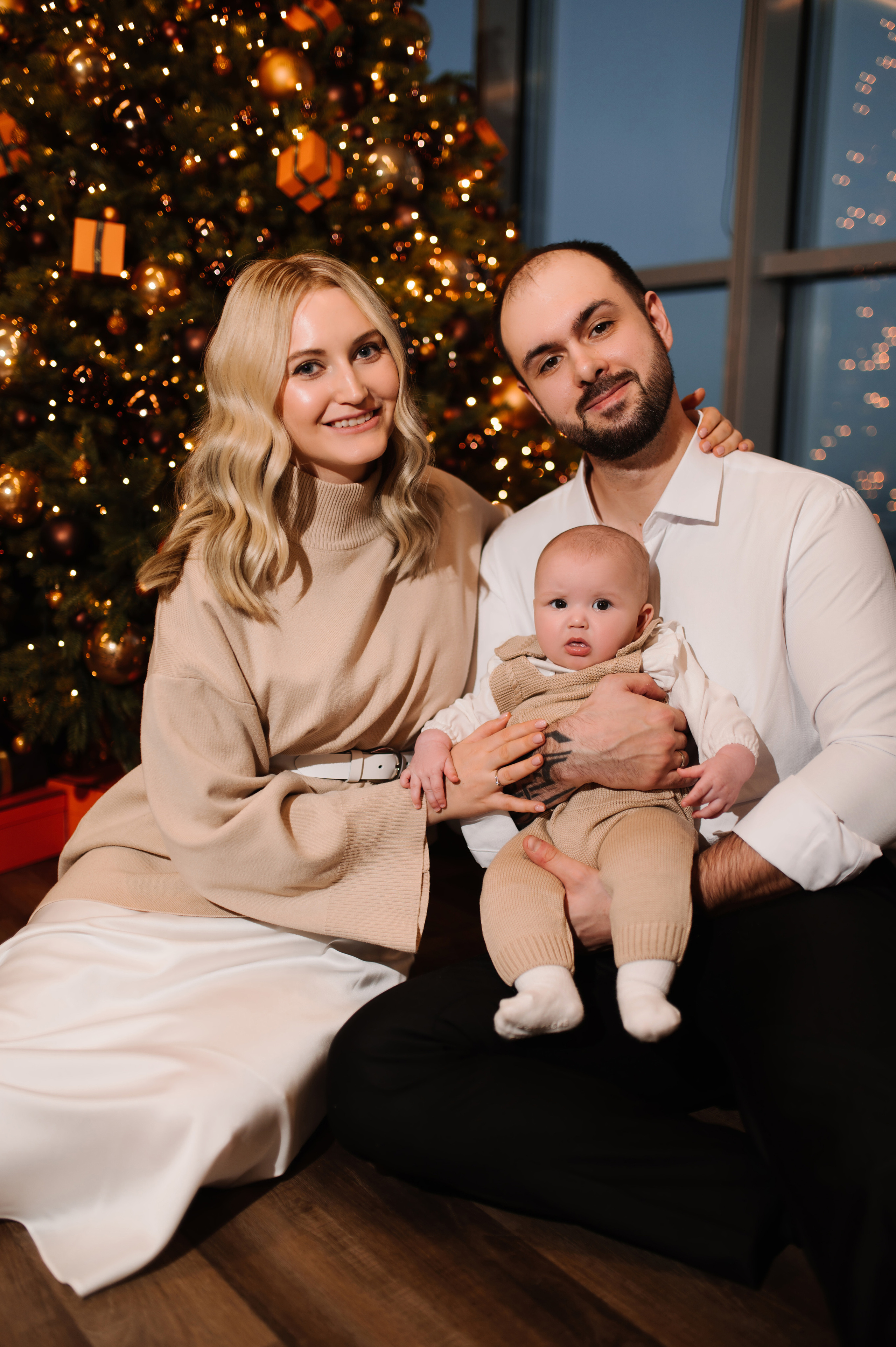 Карина. Профессиональный фотограф беременности в СПБ. Стильные фотосессии беременности в стиле минимализм и классическая фотография