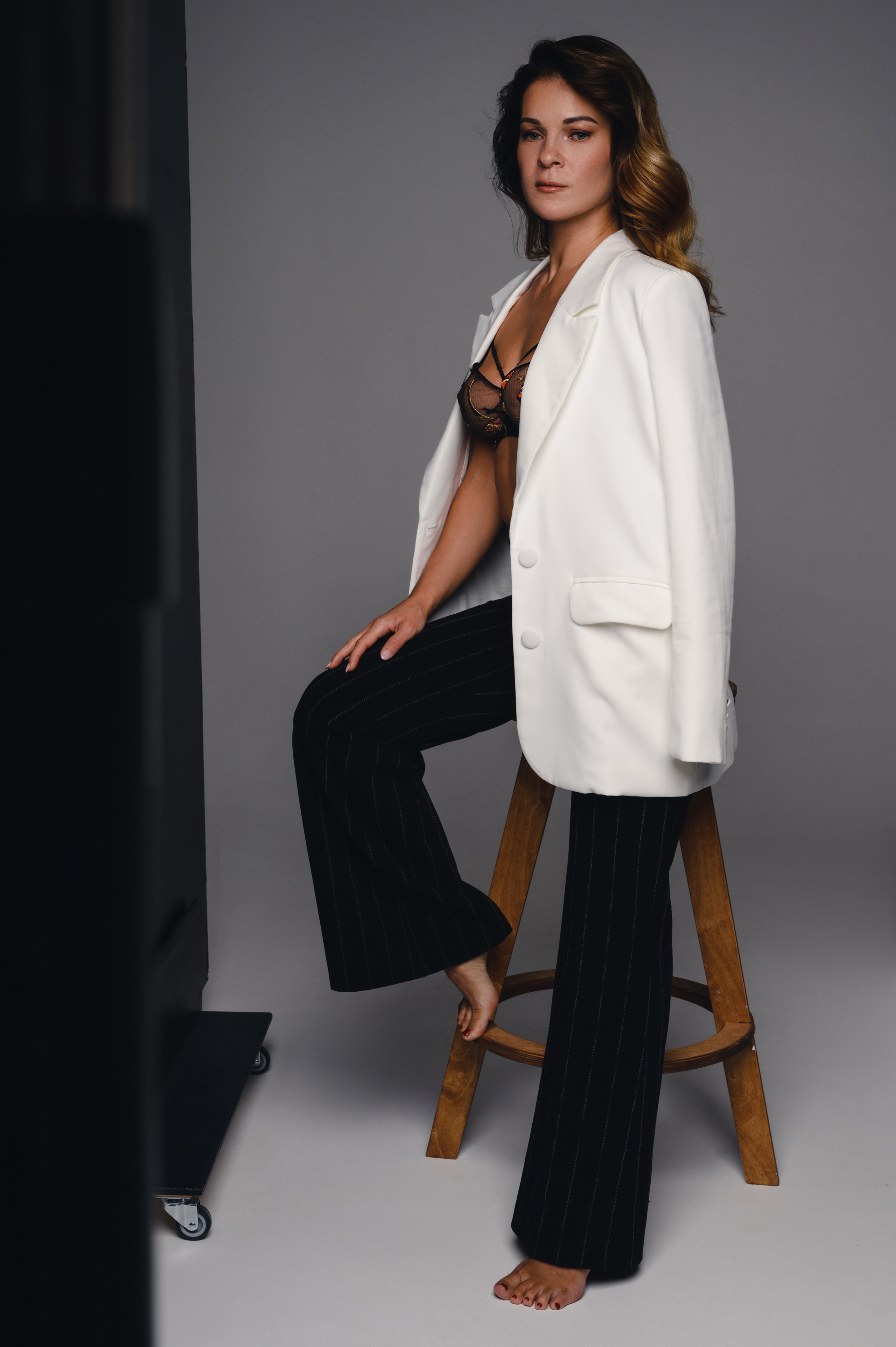 Дарья. Профессиональный фотограф беременности в СПБ. Стильные фотосессии беременности в стиле минимализм и классическая фотография