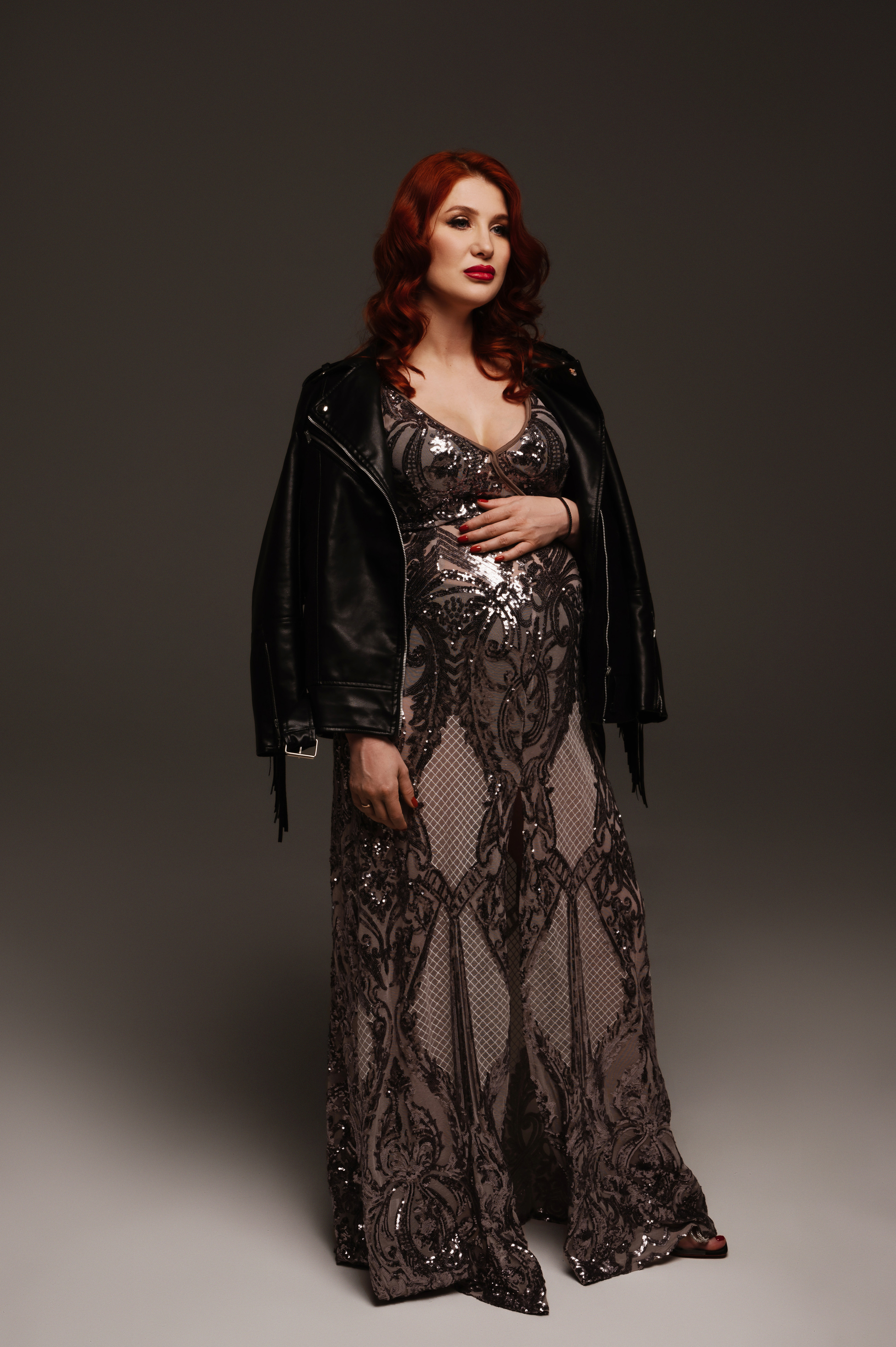 Альбина, фотосессия беременных. Профессиональный фотограф беременности в СПБ. Стильные фотосессии беременности в стиле минимализм и классическая фотография