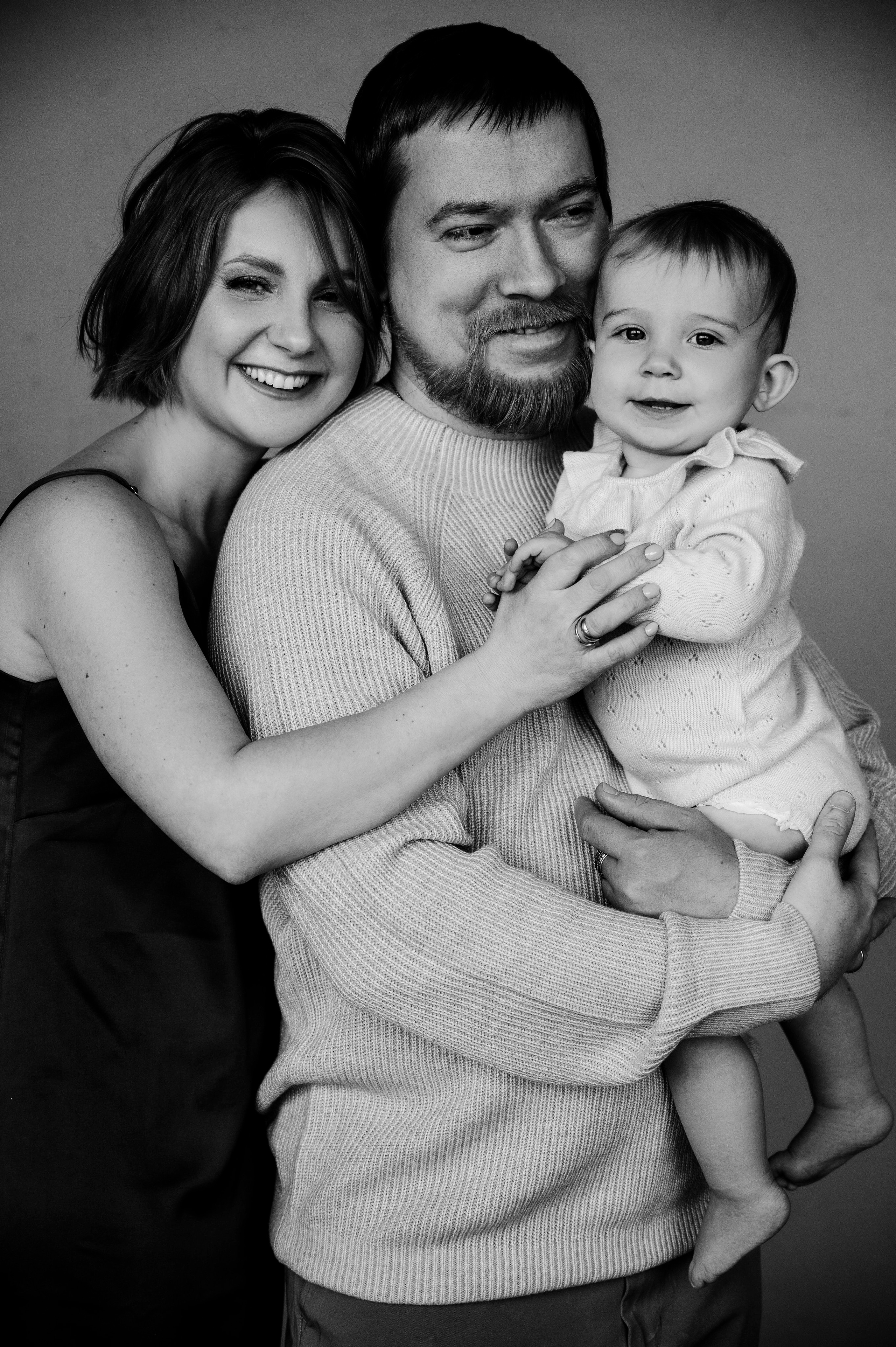 Юлия. Профессиональный фотограф беременности в СПБ. Стильные фотосессии беременности в стиле минимализм и классическая фотография