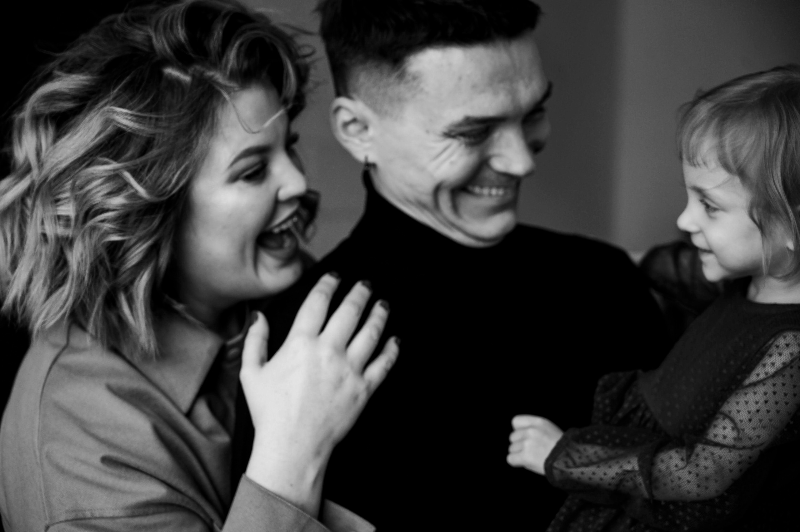 Виктория. Профессиональный фотограф беременности в СПБ. Стильные фотосессии беременности в стиле минимализм и классическая фотография