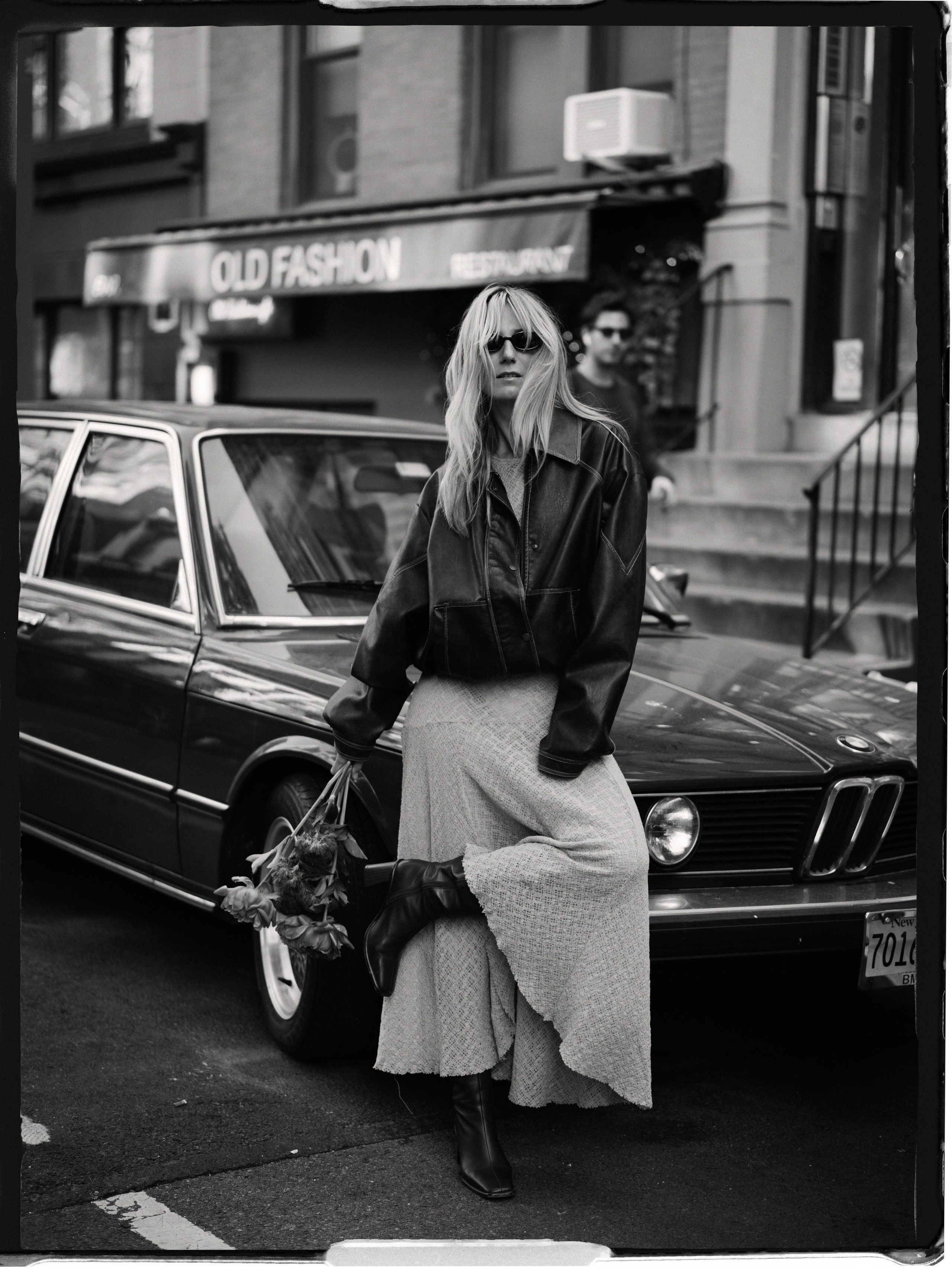 Street Photoshoot. Portrait and food photographer Sergei Sterling