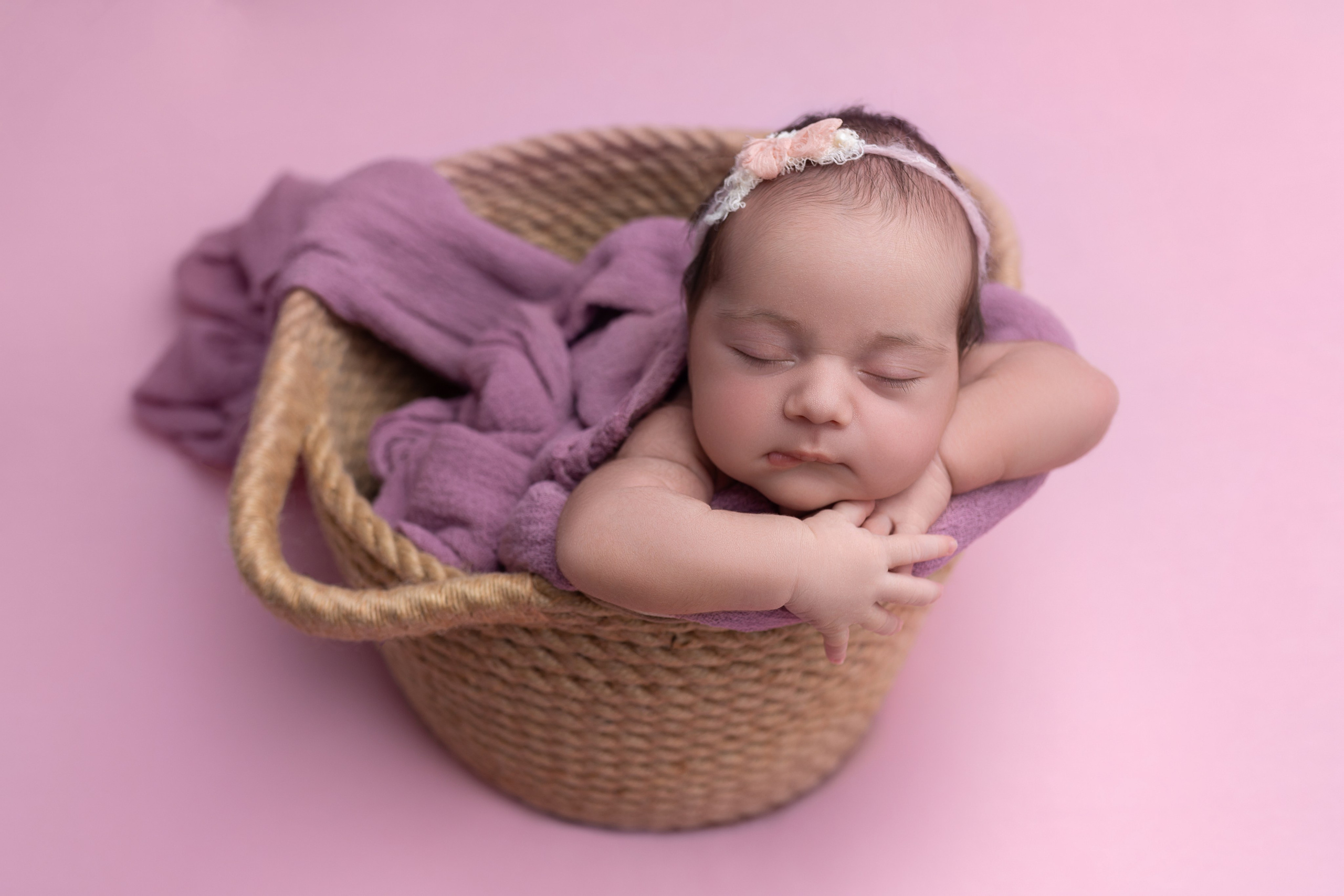 Newborn девочки. Фотограф новорожденных Модяева Ирина
