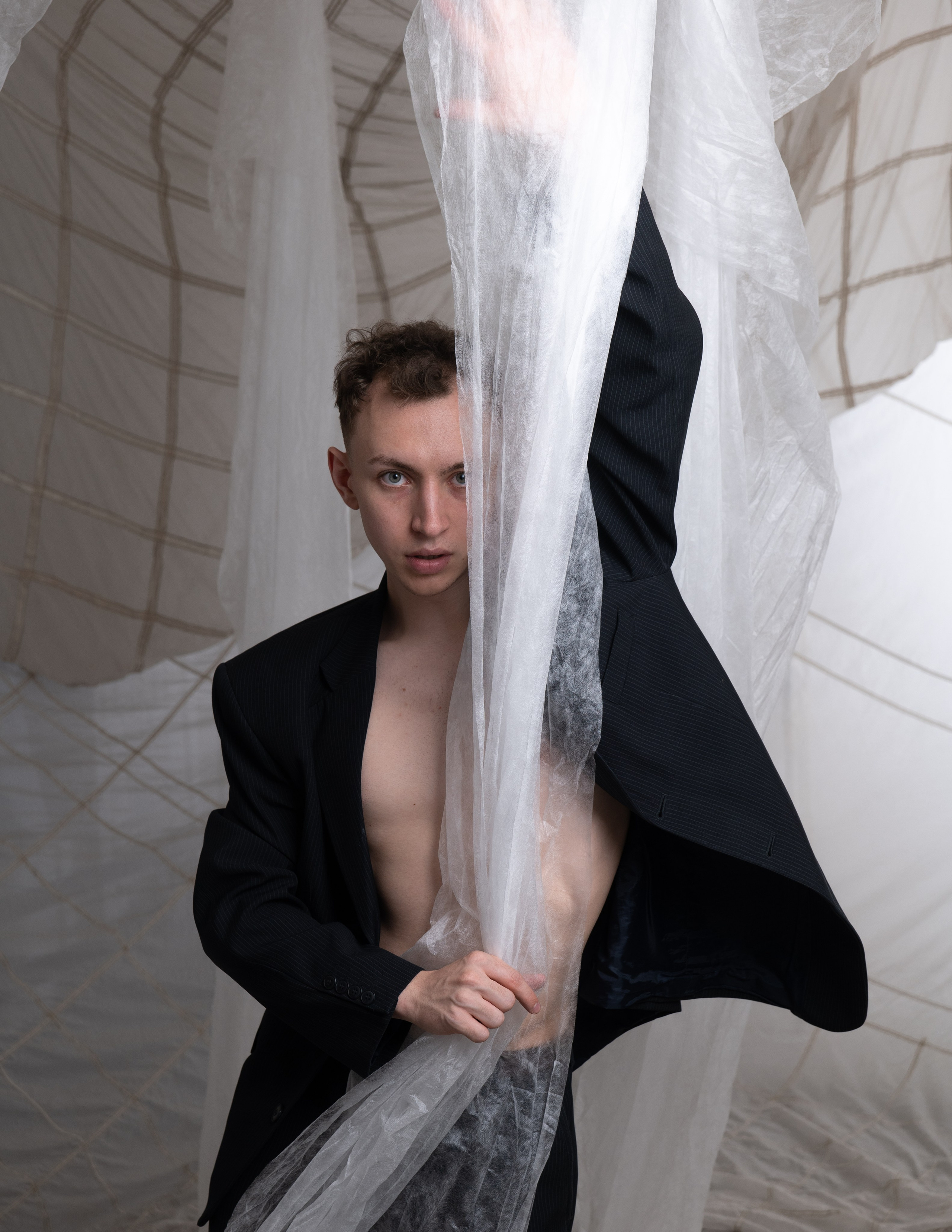 Локация 223 с Николаем. Фотосессия в Спб в студии, фотограф Панютина Марина