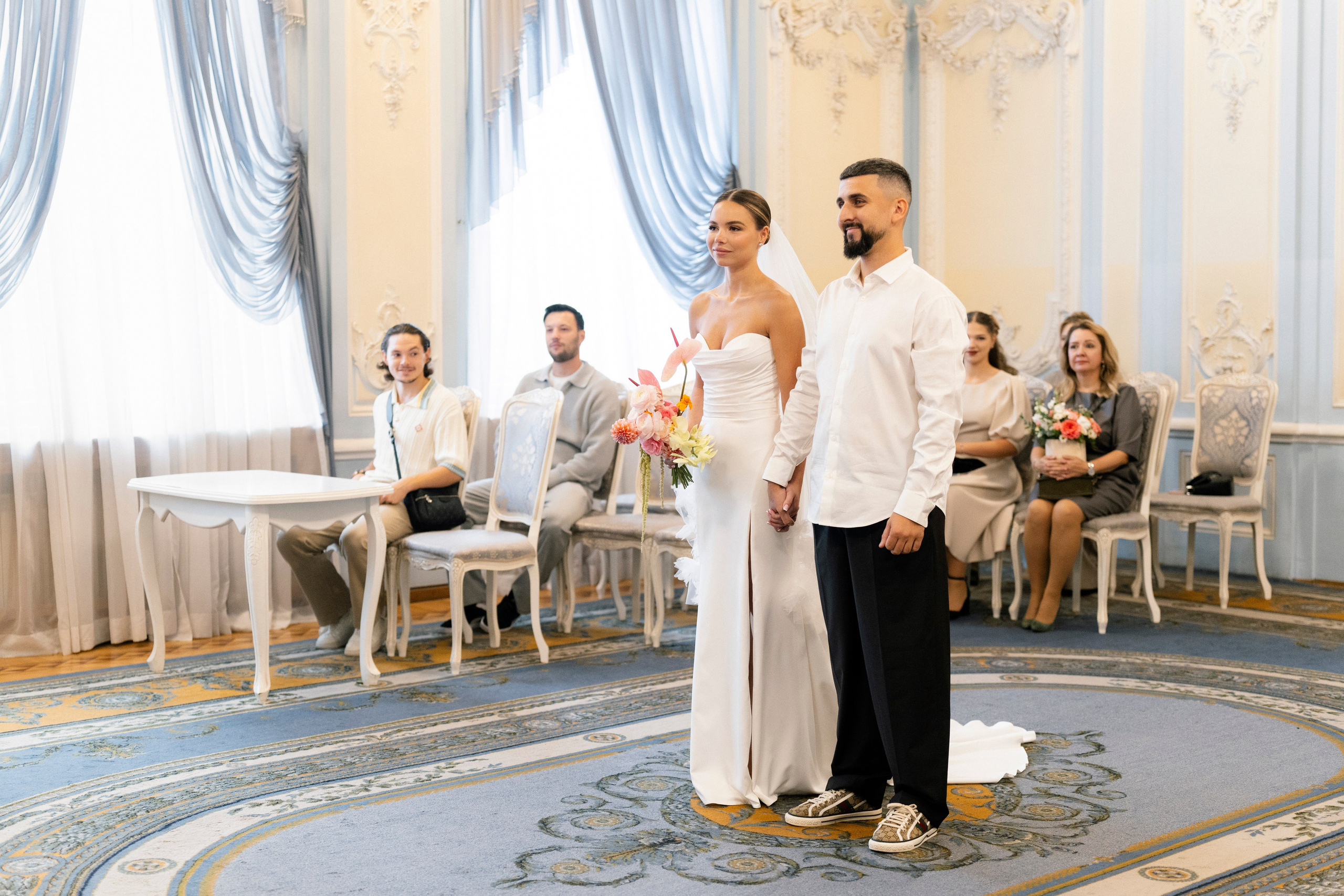 Андрей и Алина. Питер. Утро в отеле Angleter и банкет в Сезонах. Цифра и плёнка. Свадебный фотограф Катерина Чулкова