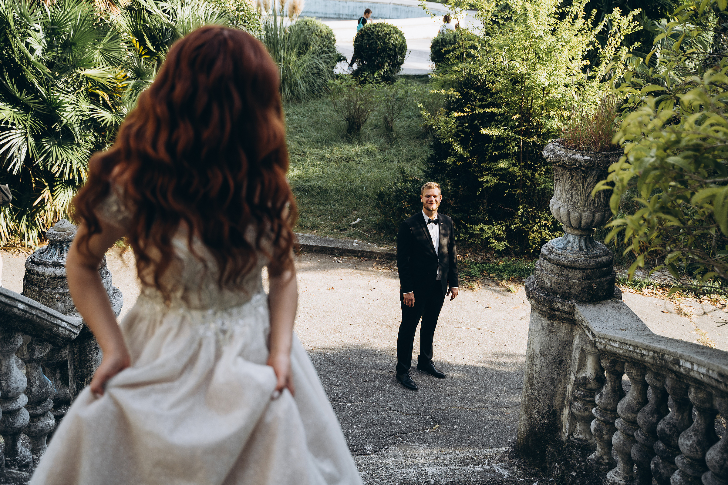 Встреча жениха и невесты. Свадебная съемка сочи