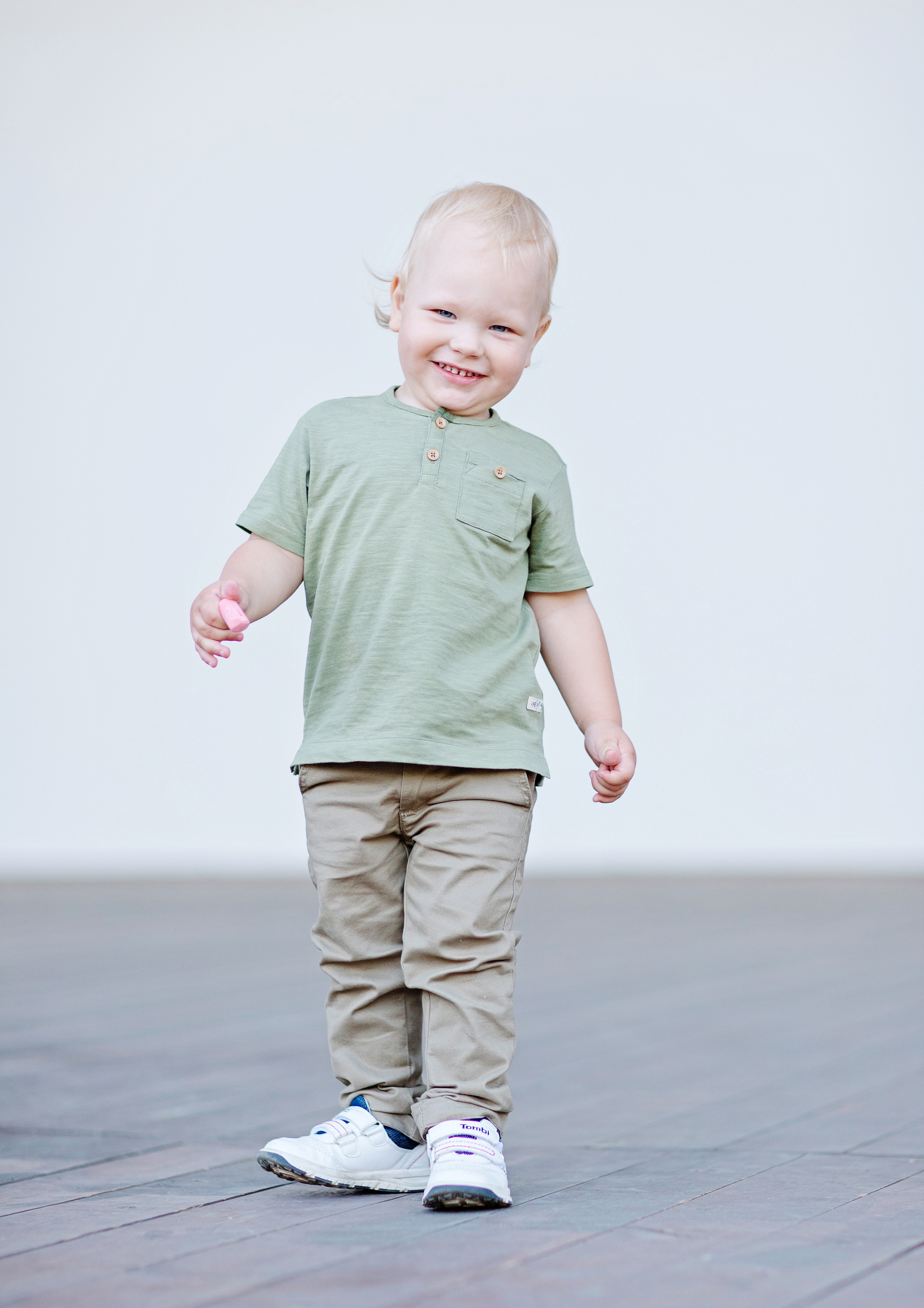 Ксения, Антон и Максим на прогулке. Психолог в Челябинске