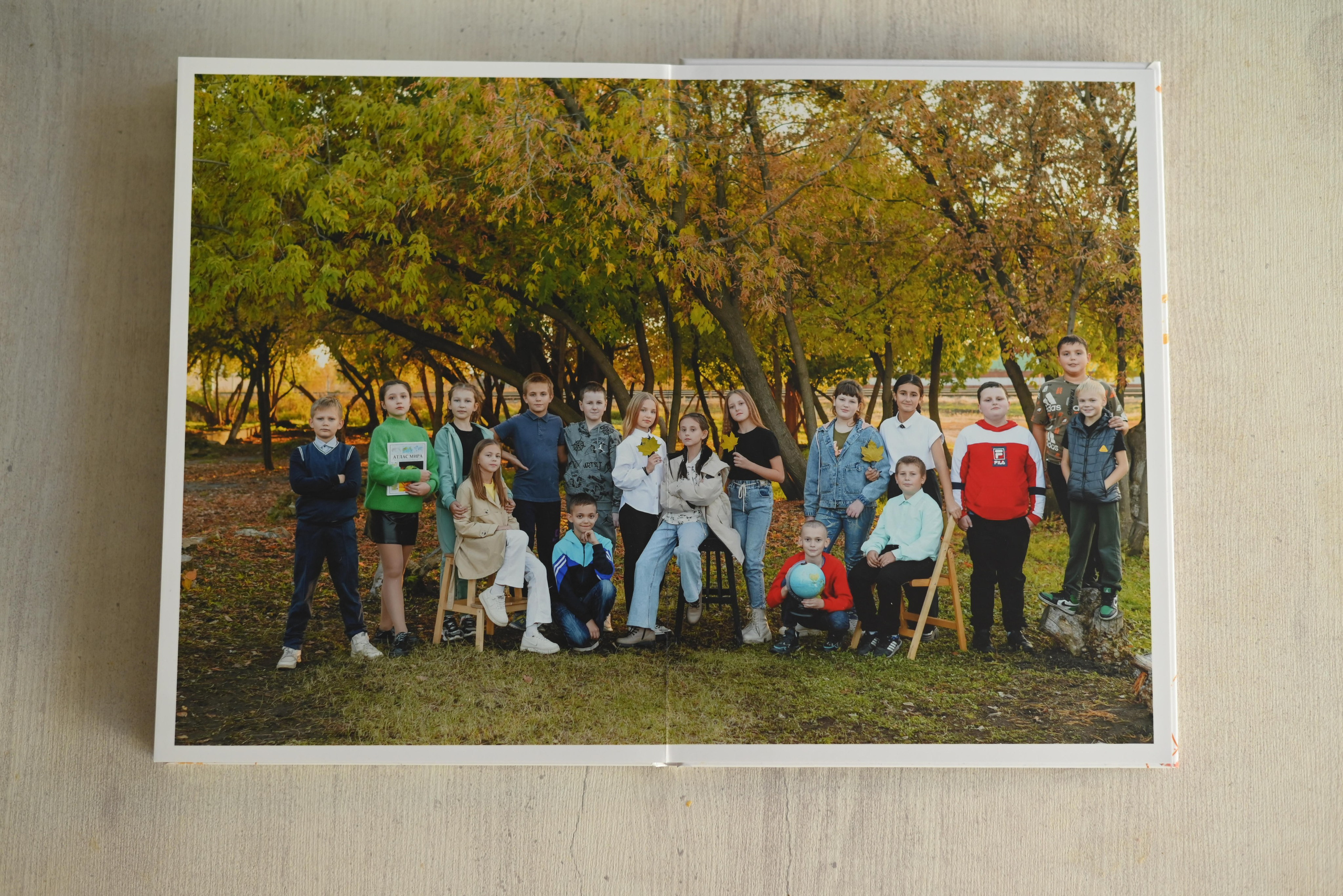 Выпускной альбом начальной школы, 4 класс. Свадебный, семейный и школьный фотограф в Бийске Ксения Мамаева