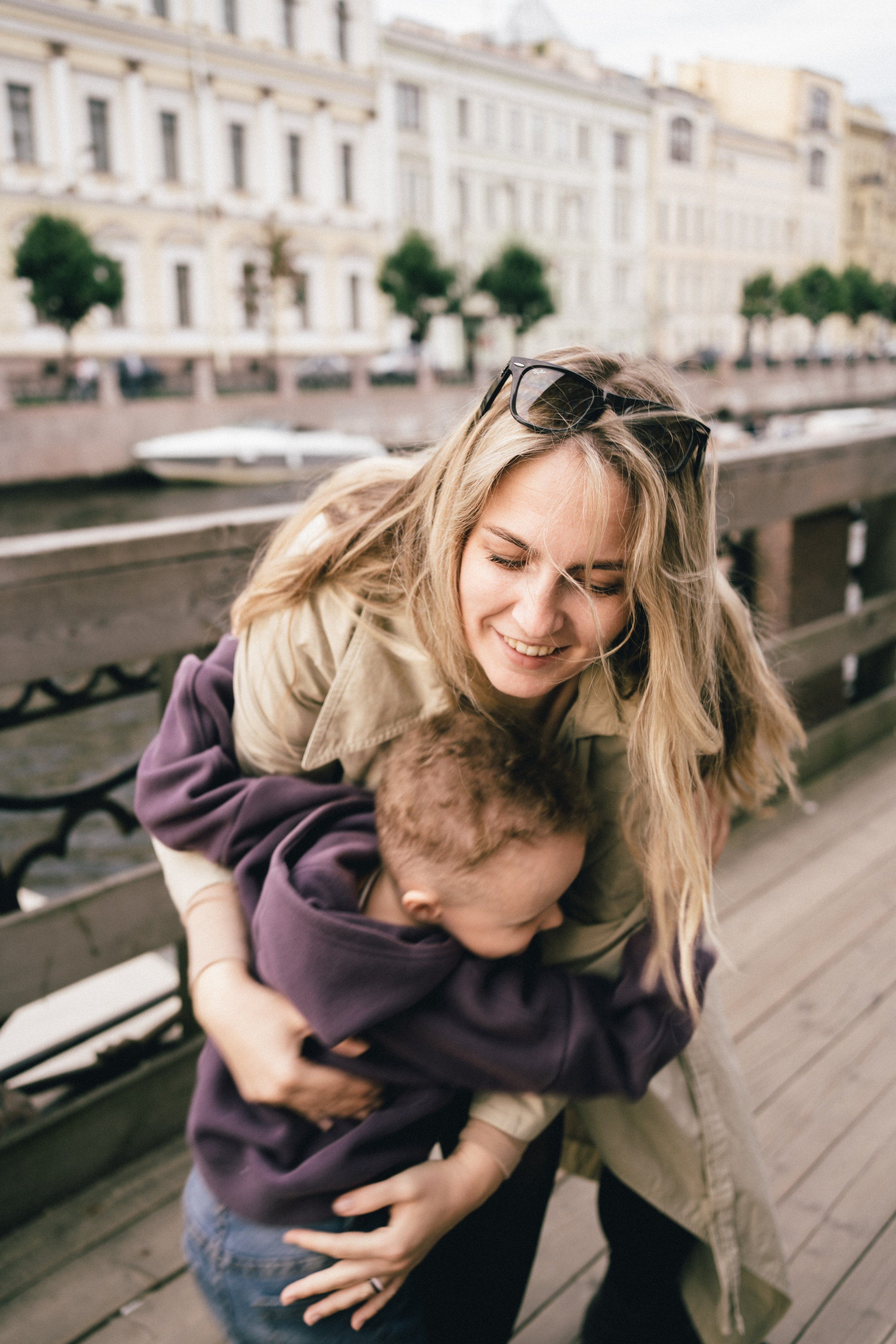 Мама и сын. Репортажный фотограф в Санкт-Петербурге. Фотограф на мероприятие в СПБ