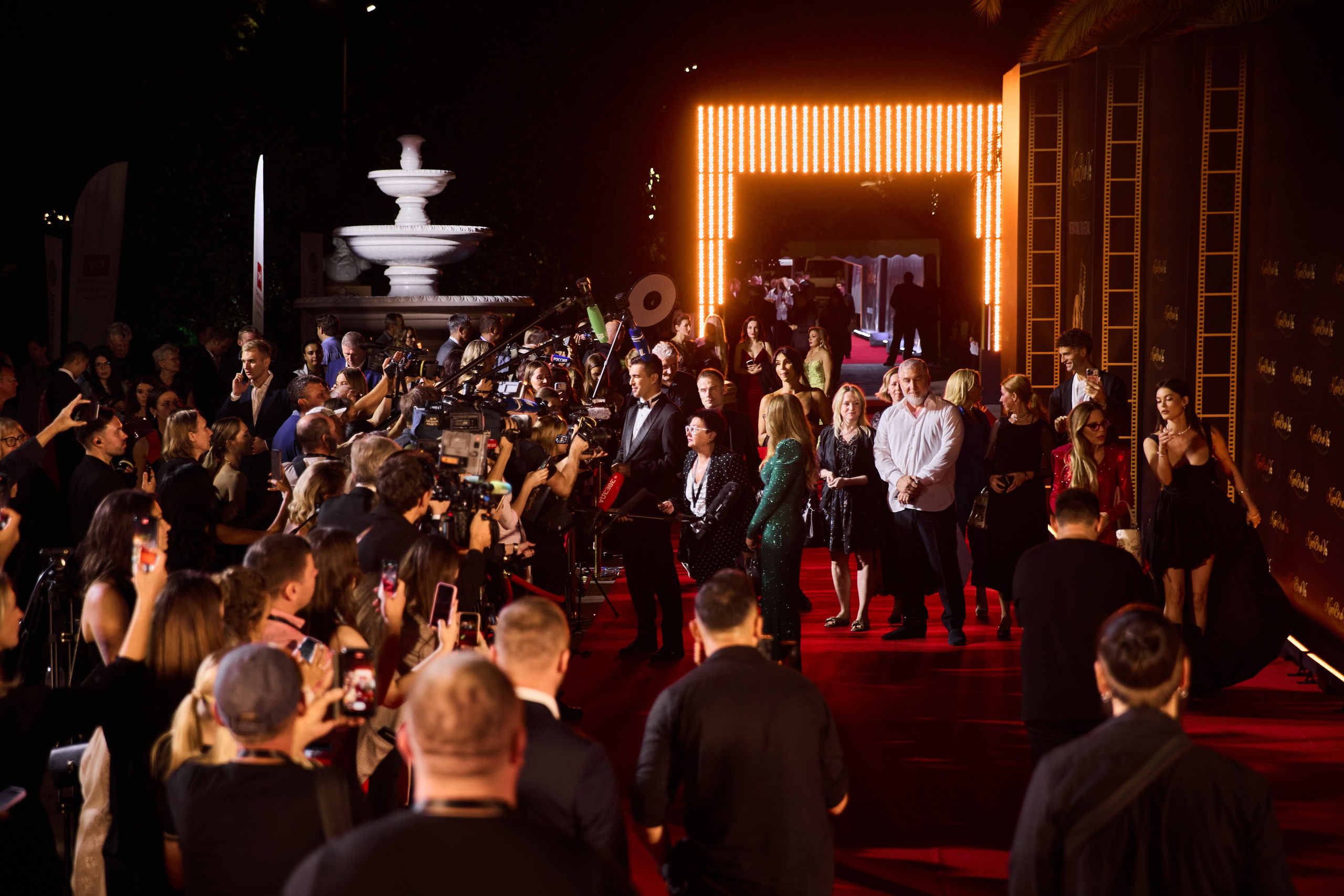 Фотосъемка репортажа кинофестиваля. Профессиональный фотограф в Сочи Виктория Джой. Обучение