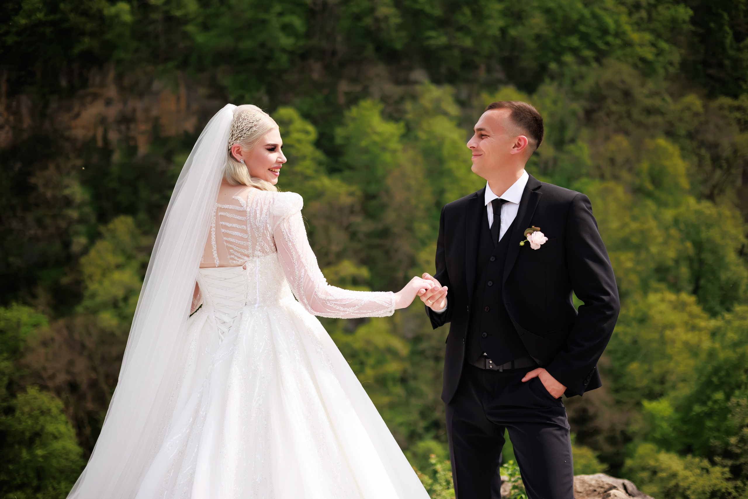 СВАДЕБНЫЕ ФОТОСЕССИИ. Свадебный и семейный фотограф в г. Майкопе (выезд по республике и краю)