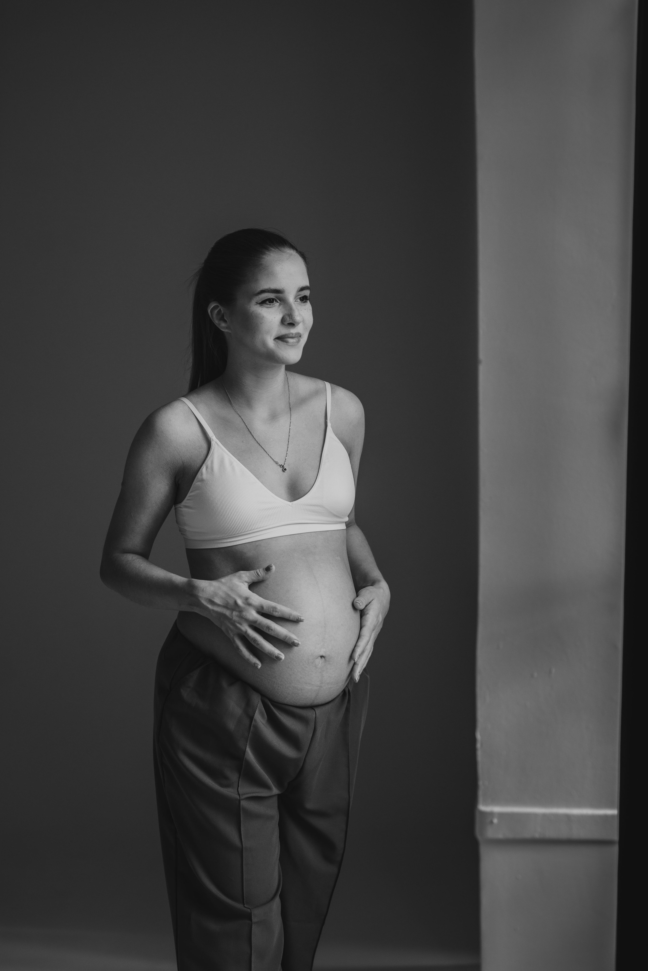 Фотосессия беременности в студии. Семейный фотограф в Домодедово и Москве Елена Пичугина