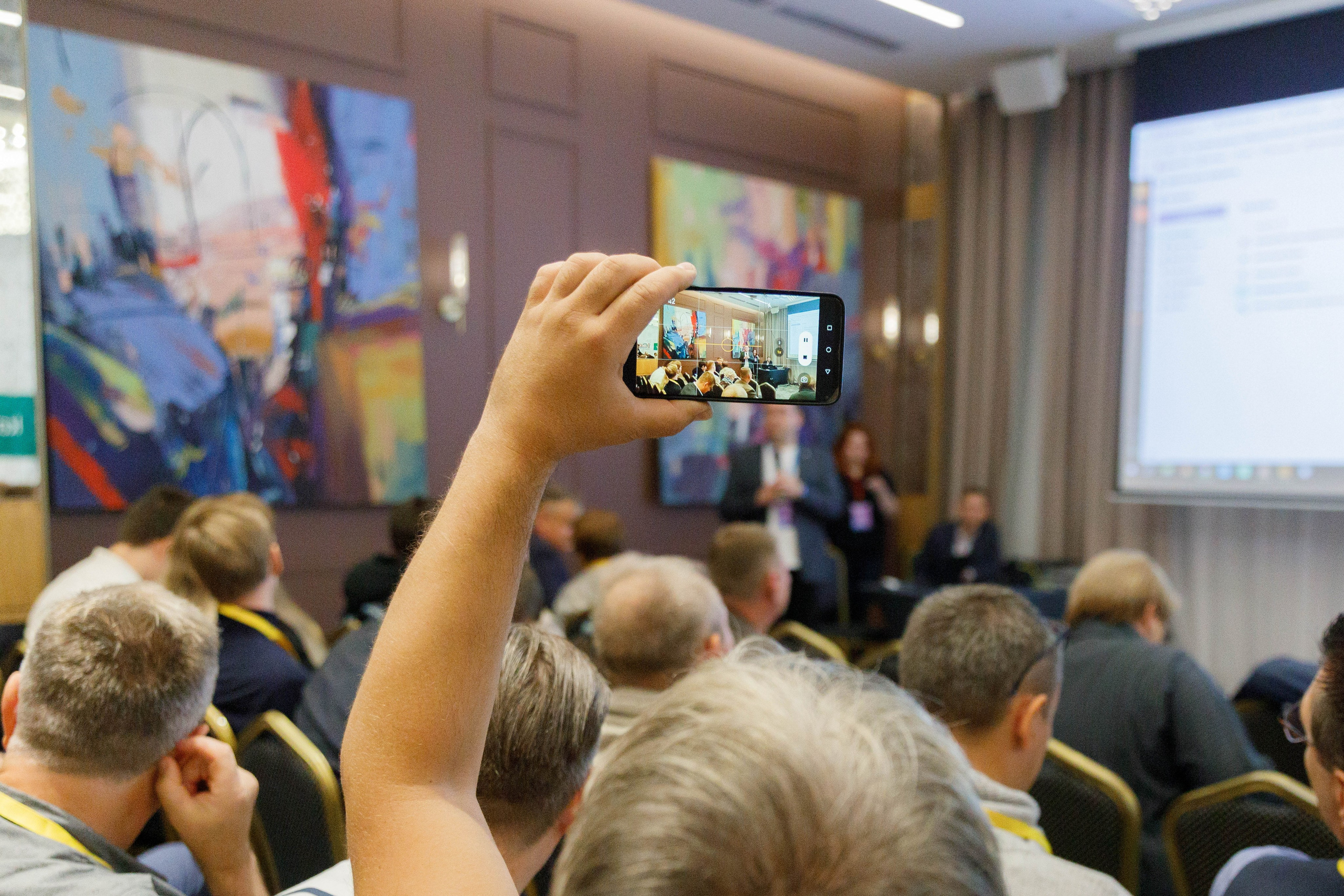 Конференция по кибербезопасности в организации. Hilton. Репортажный фотограф в Новосибирске Алена Помазунова