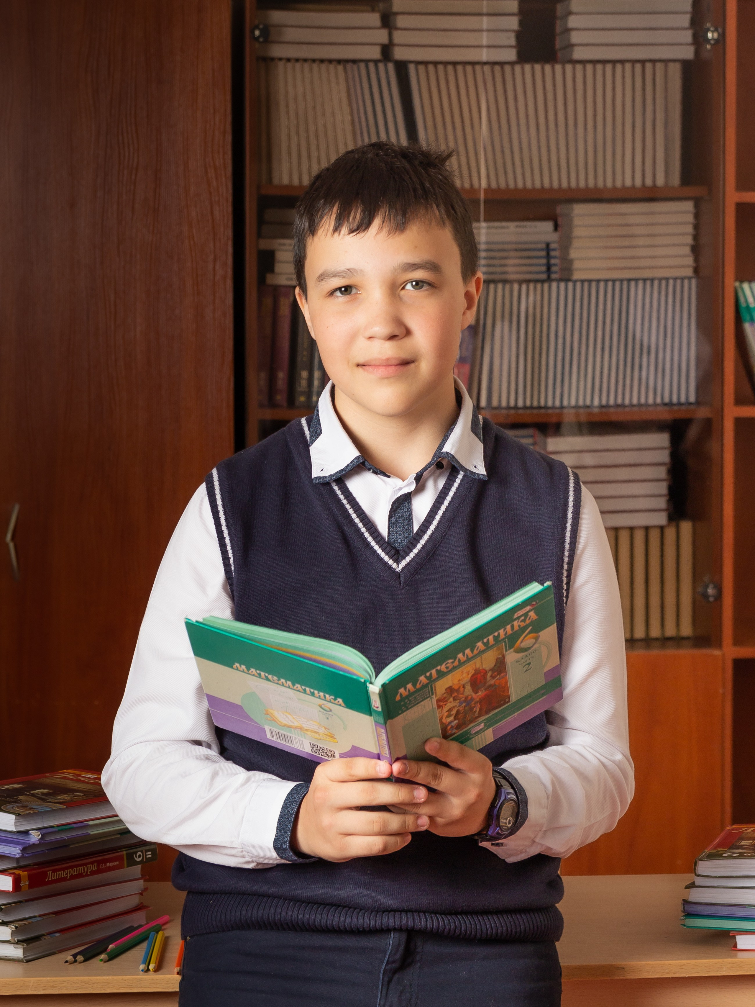 Школьная фотосъëмка. Александр Стряпунин — предметный фотограф в Улан-Удэ