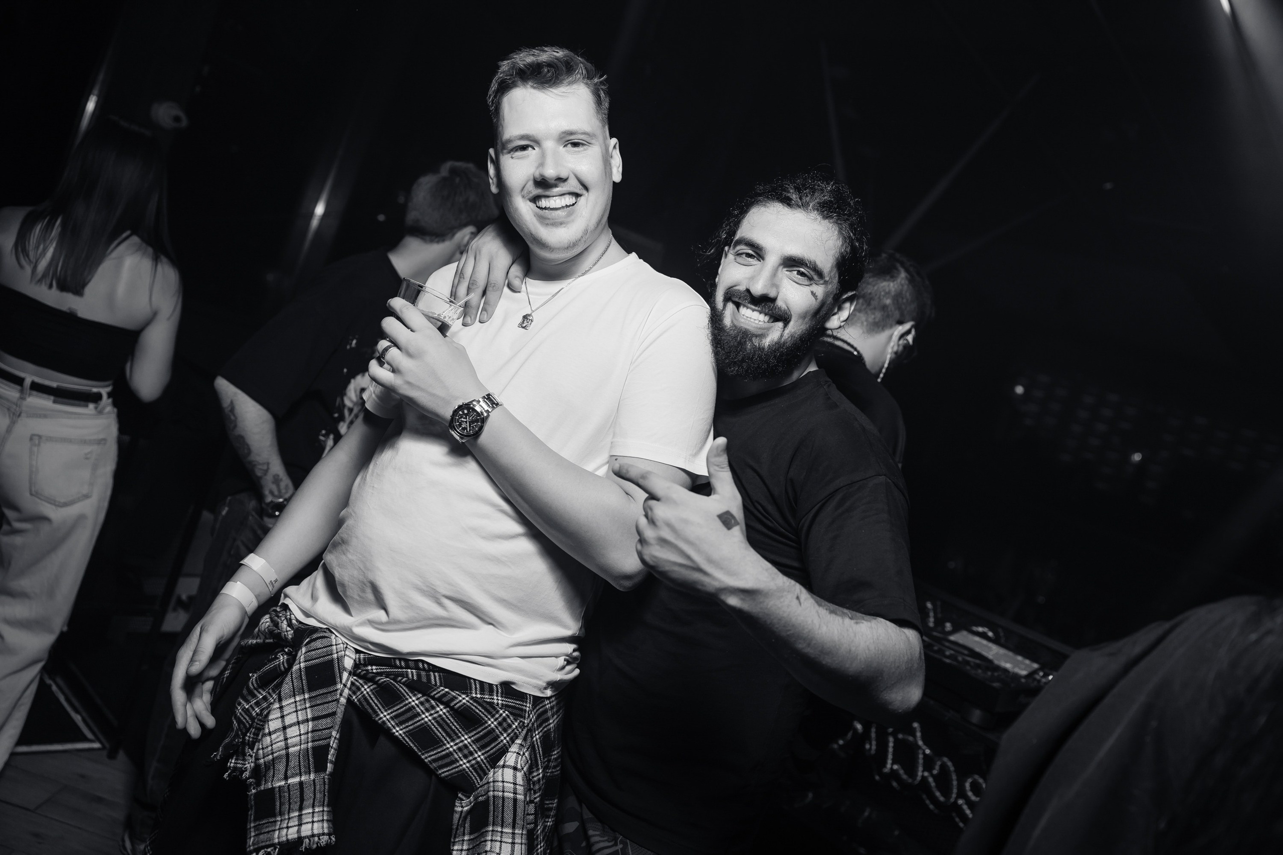 Клубный фотограф и nightlife-репортаж в Москве — Адам Черноуски. Событийный и портретный фотограф в Москве — Адам Черноуски