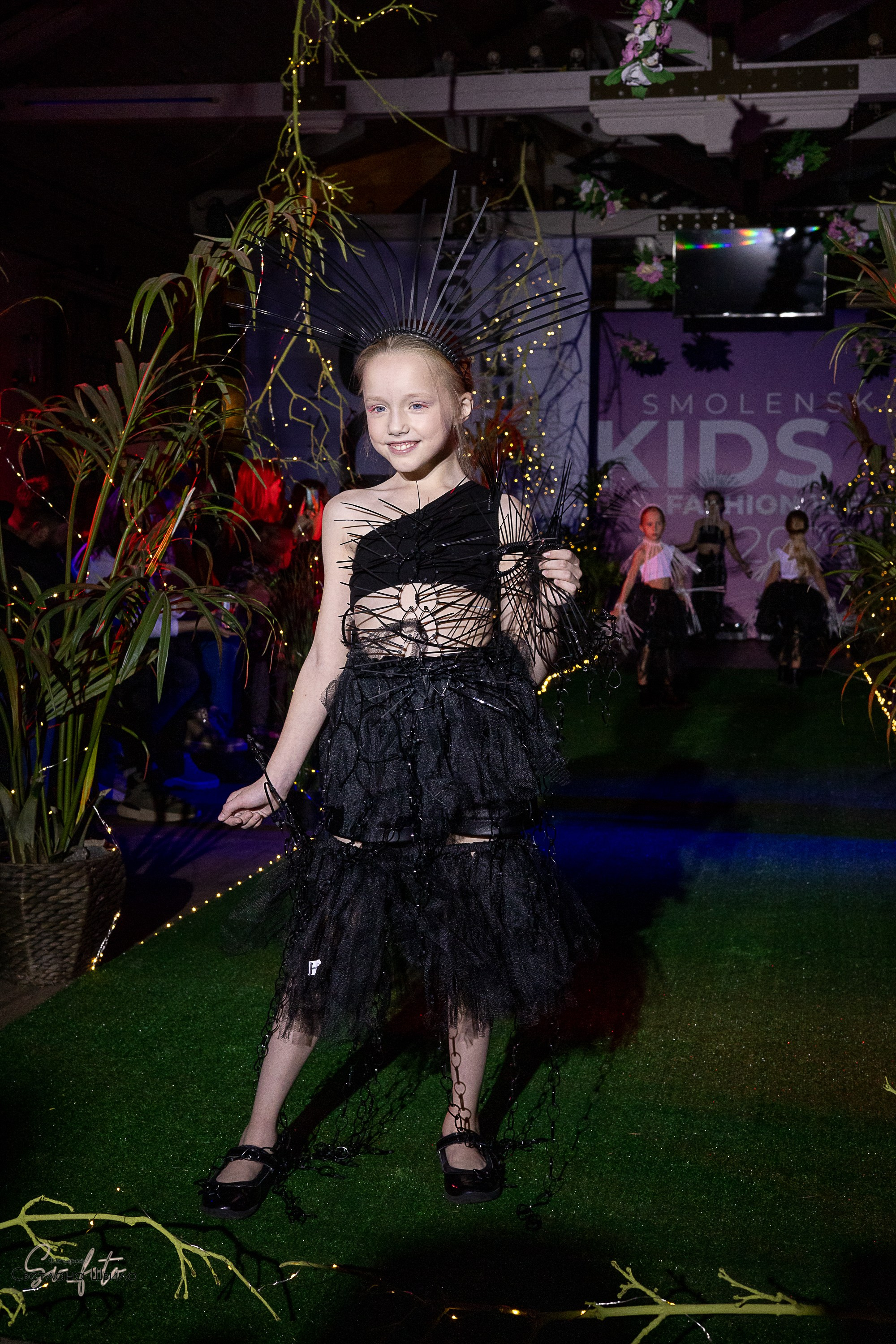 Smolensk Fashion Week_показы_ДЕНЬ 3_ФИНАЛ_Алиса в стране чудес. Главная