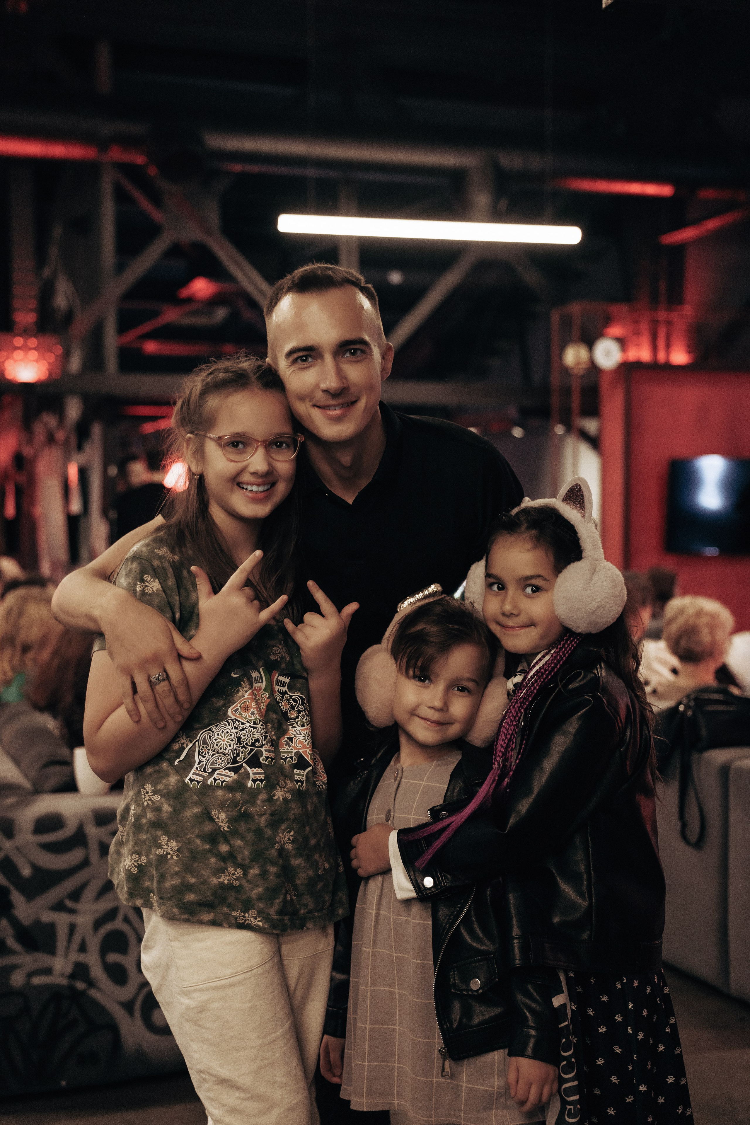 Репортажная съёмка на дне рождения школы ораторского мастерства «ОЕ Оратор». Профессиональный фотограф в Санкт-Петербурге Александр Волосенцев