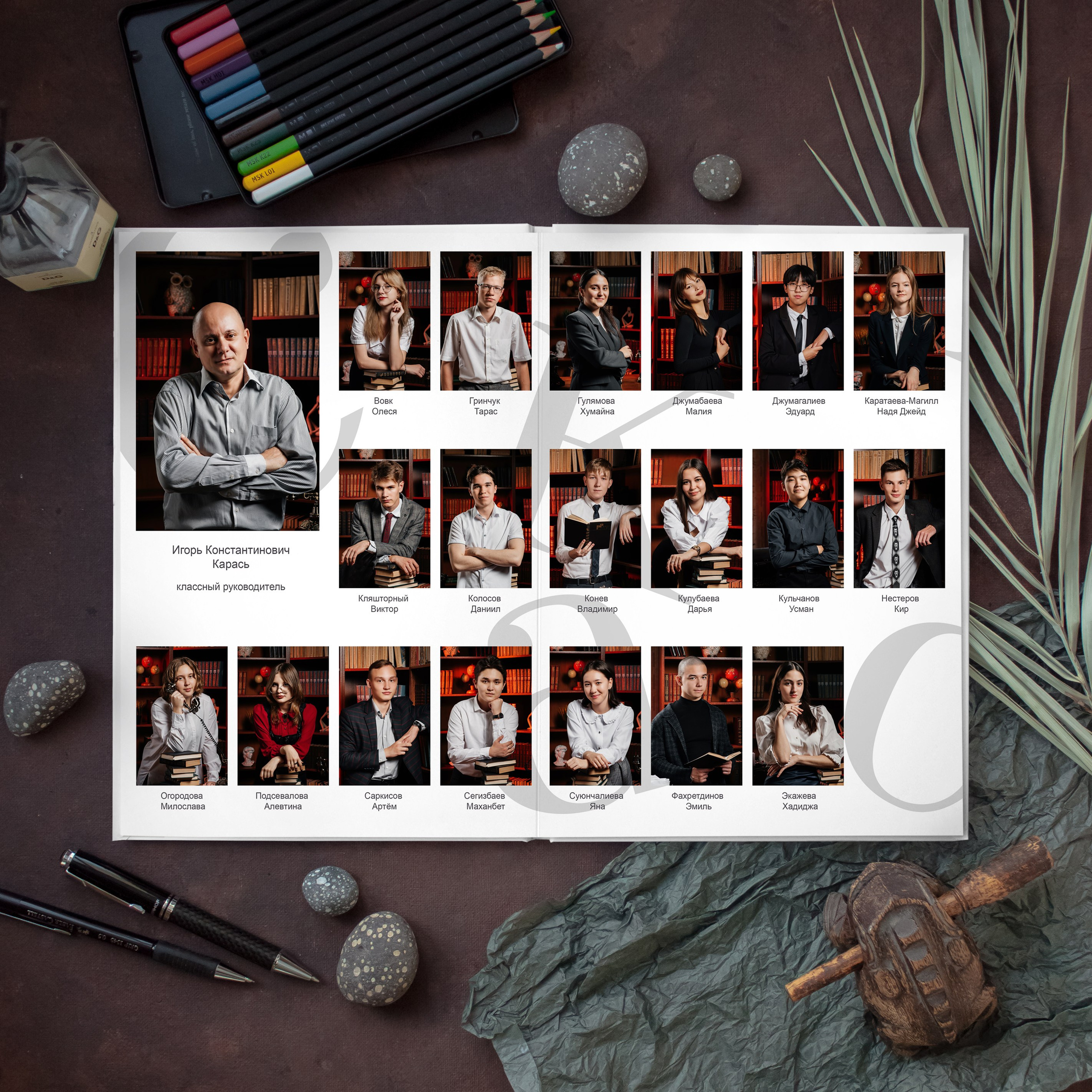 Белый. Дизайнер fotokniga_ast