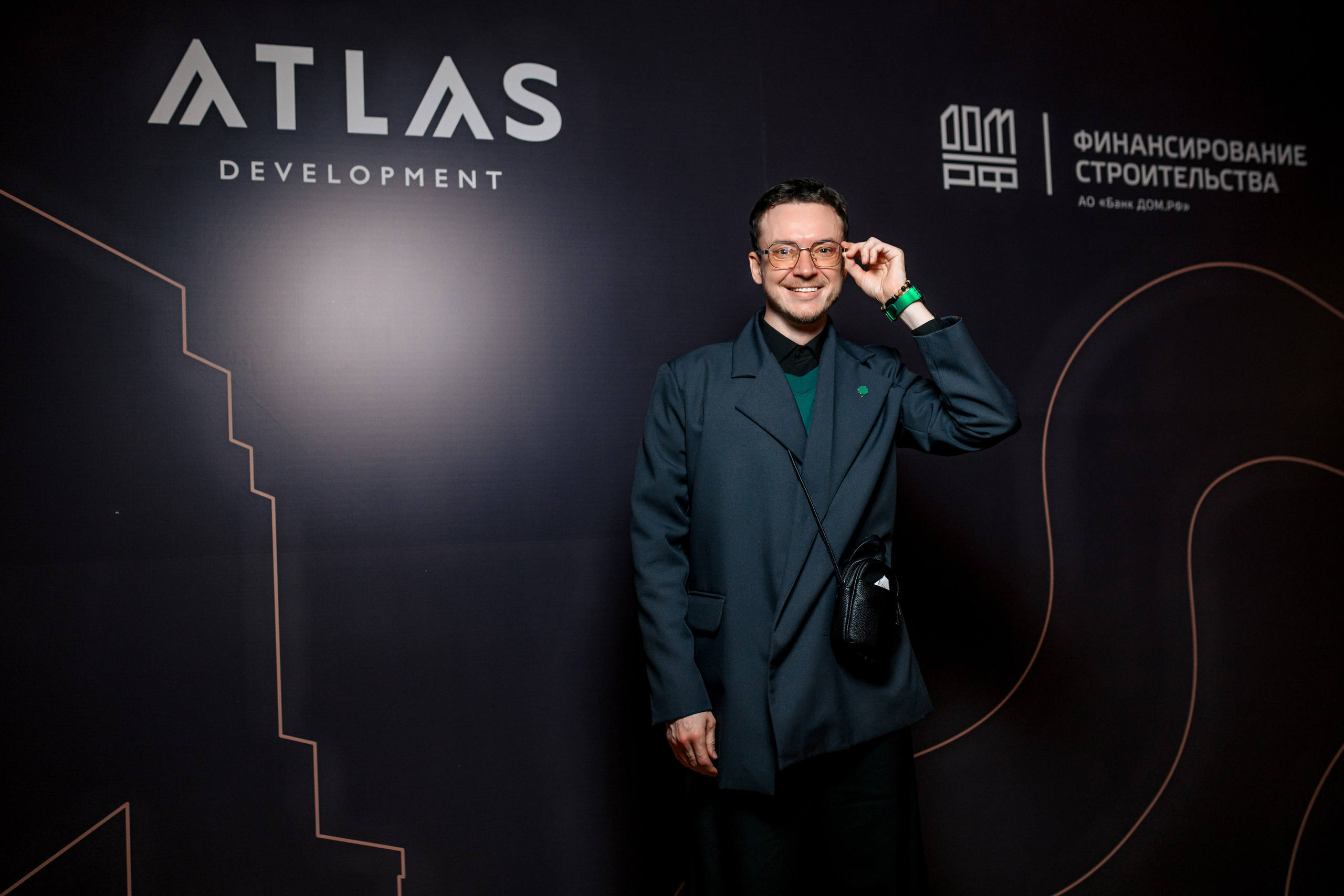 Атлас Девелопмент. Максим Комаров — Профессиональный фотограф