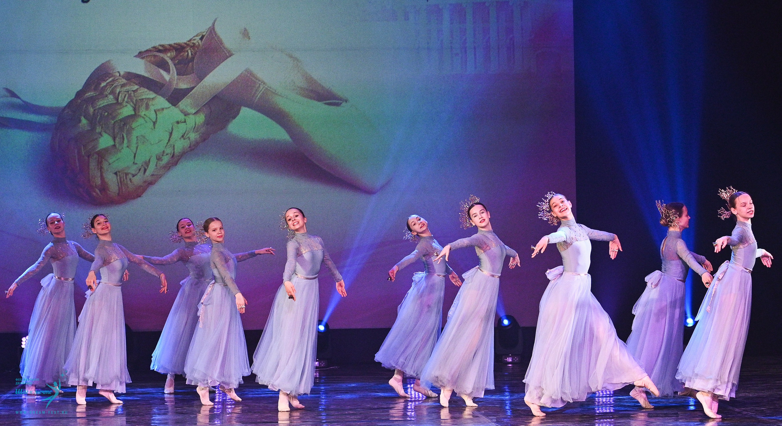 24.05.2025 «Мир под названием — Искусство танца» Фестивальное движение «Шаг к мечте» г. Кострома. Медиастудия Фото Концепт