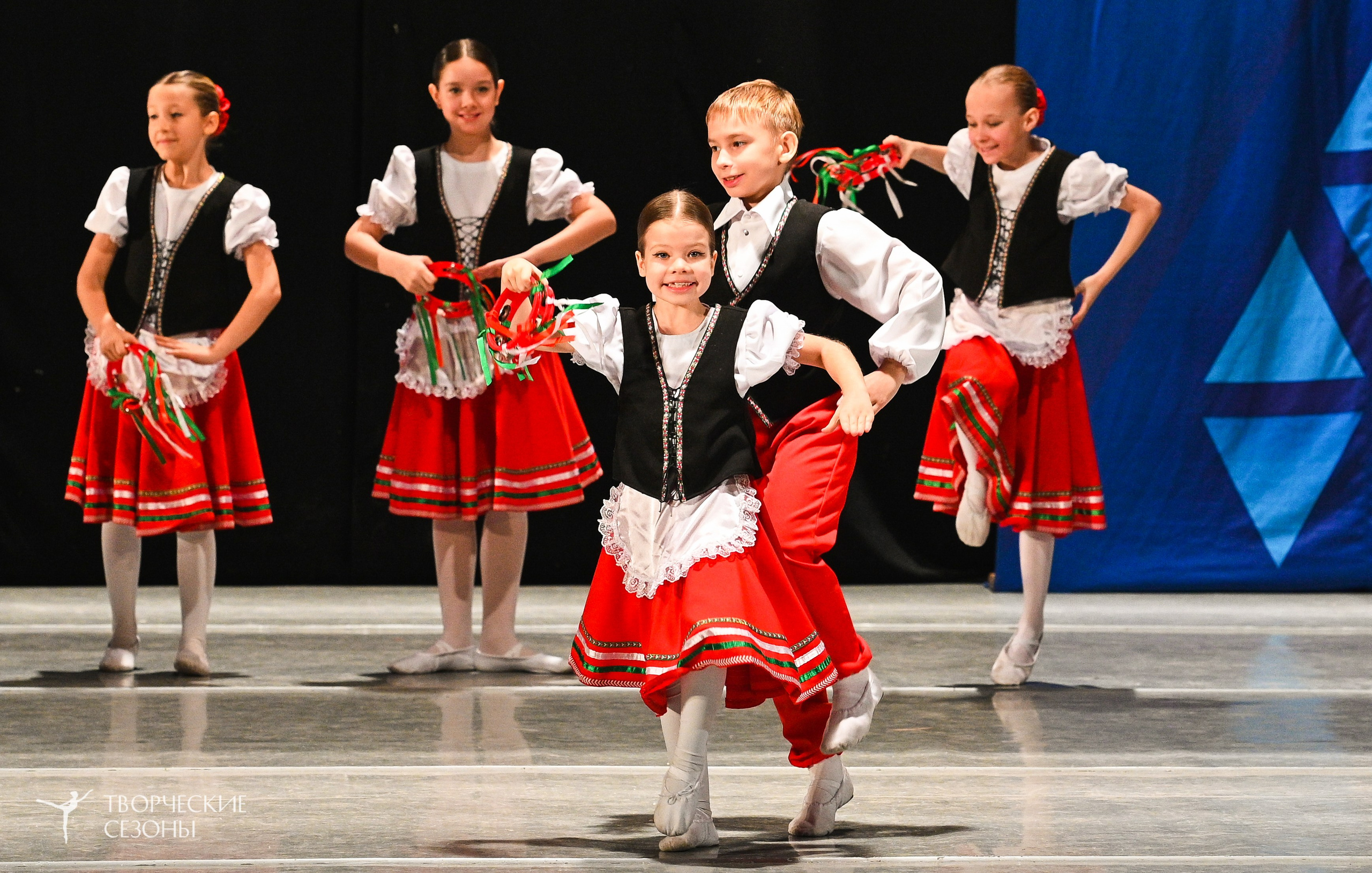22.11.2025 IV Всероссийский хореографический фестиваль «Россия танцует на Волге». Медиастудия Фото Концепт