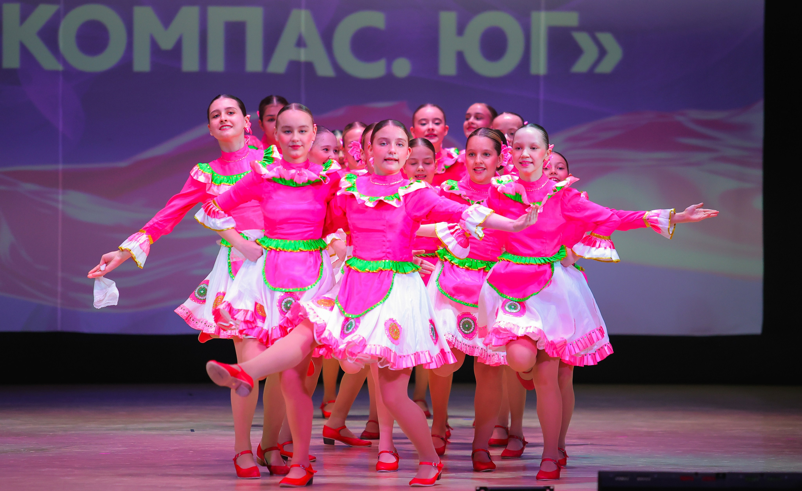 26.04.2025 Фестиваль хореографического искусства «АРТ-КОМПАС.ЮГ» г. Волгоград. Медиастудия Фото Концепт