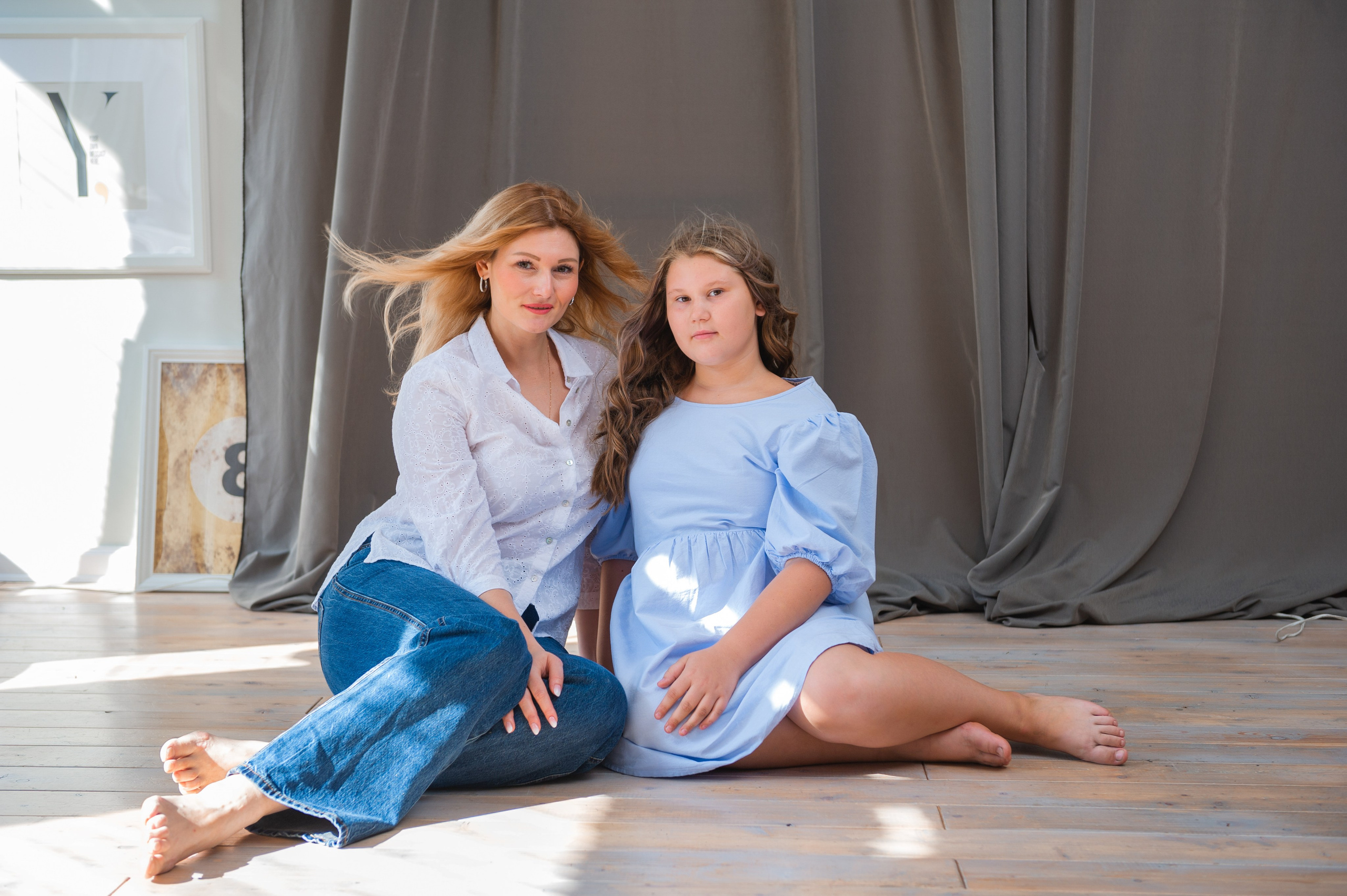 Ирина и Анастасия. Семейный и женский фотограф, контент фотосессия в Екатеринбурге