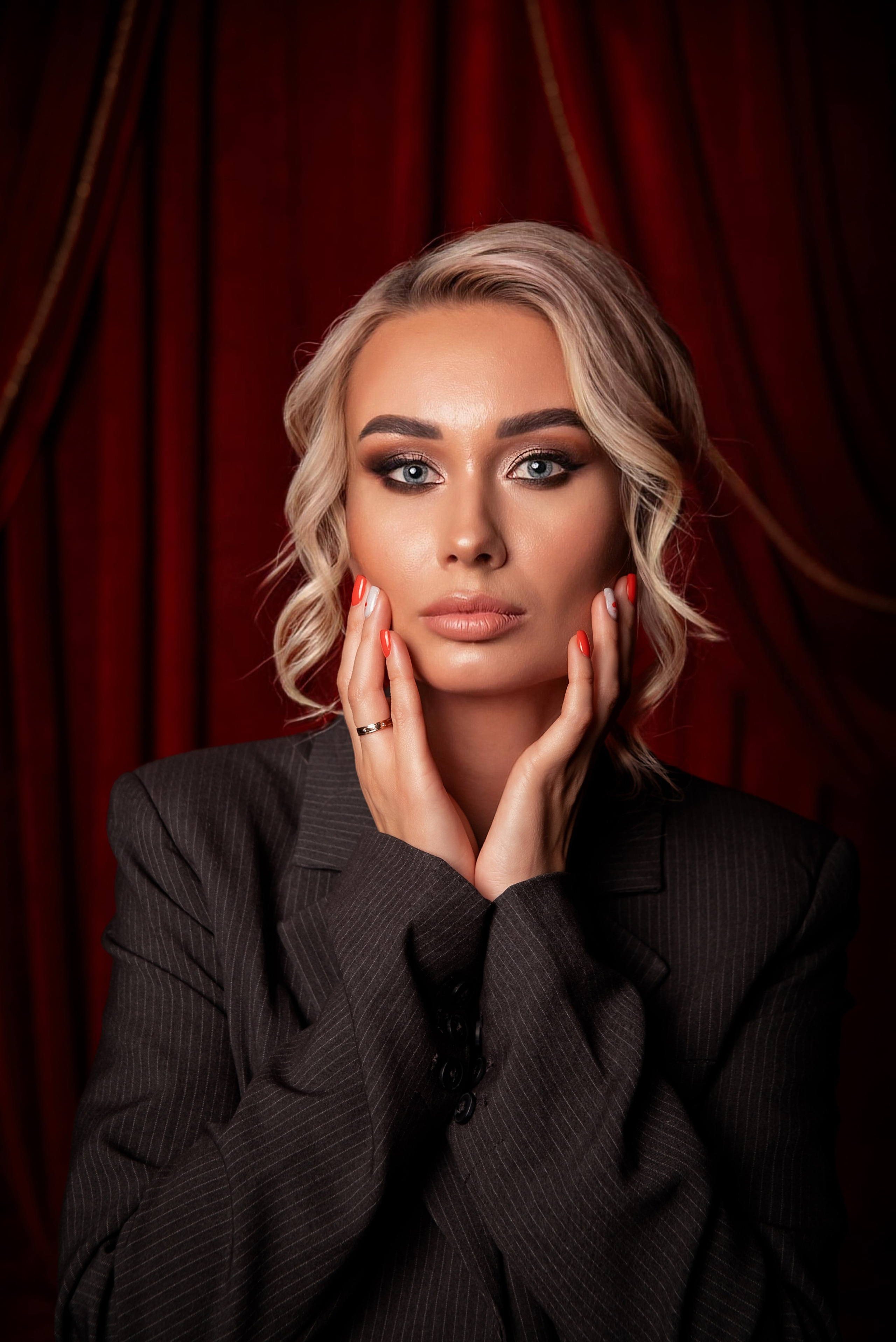 Красный. Свадебный и семейный фотограф в Ижевске Романова Ольга