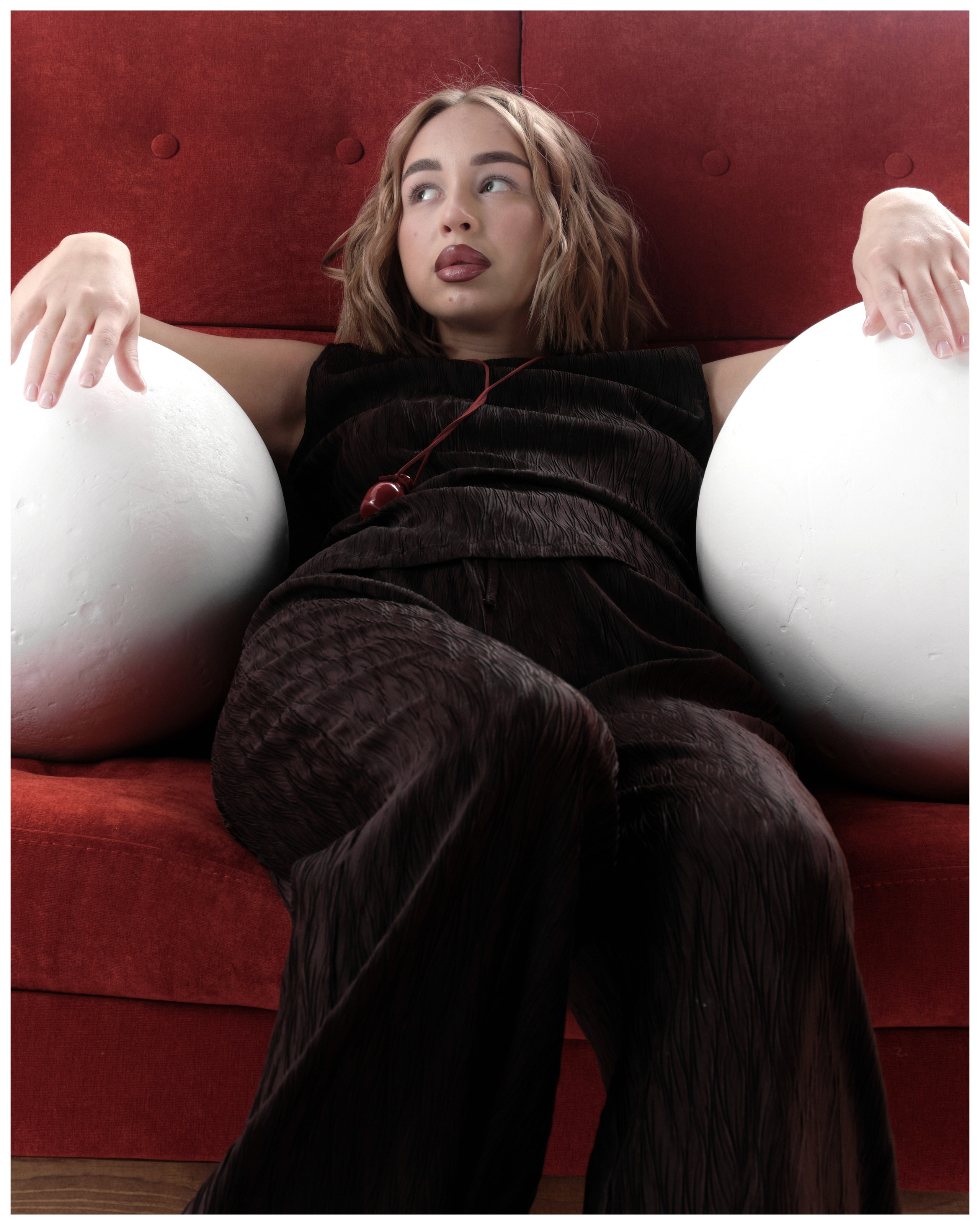 /sonya. Привет) Меня зовут Анита и я фотограф из Сургута