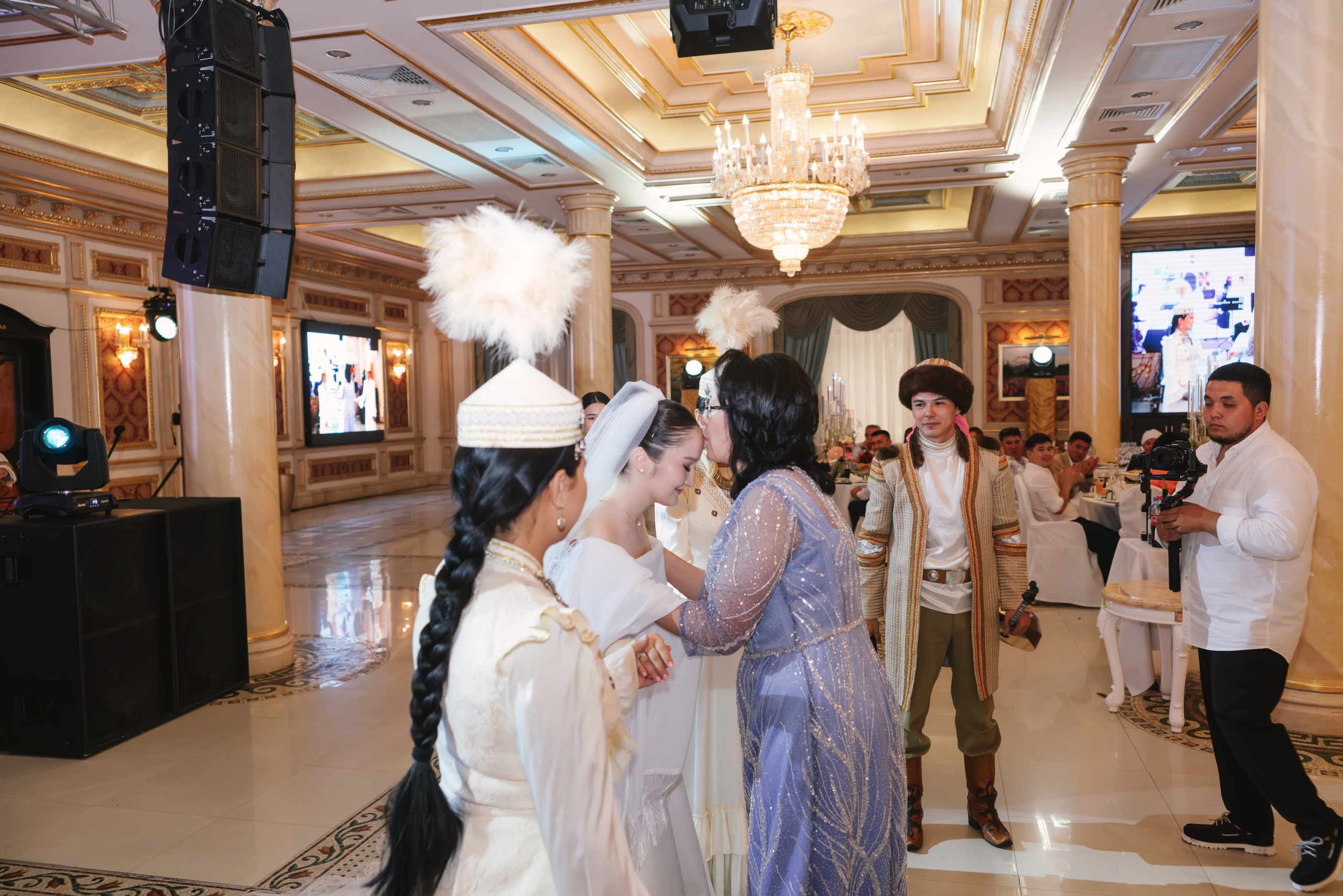 Свадьба Болат и Аяжан. Профессиональная съемка в Алматы