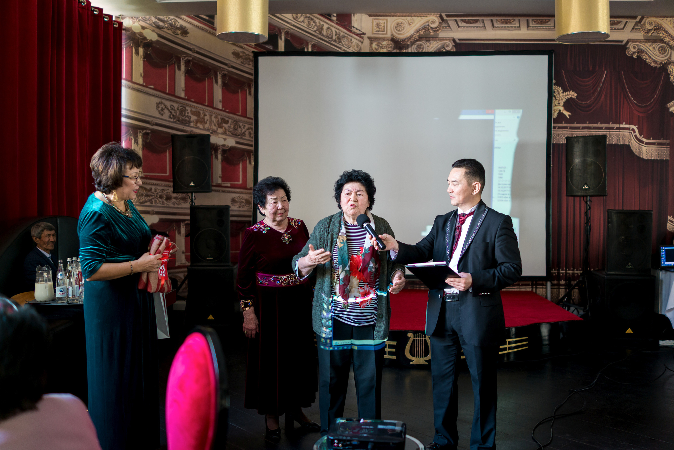 Юбилей. Профессиональная съемка в Алматы