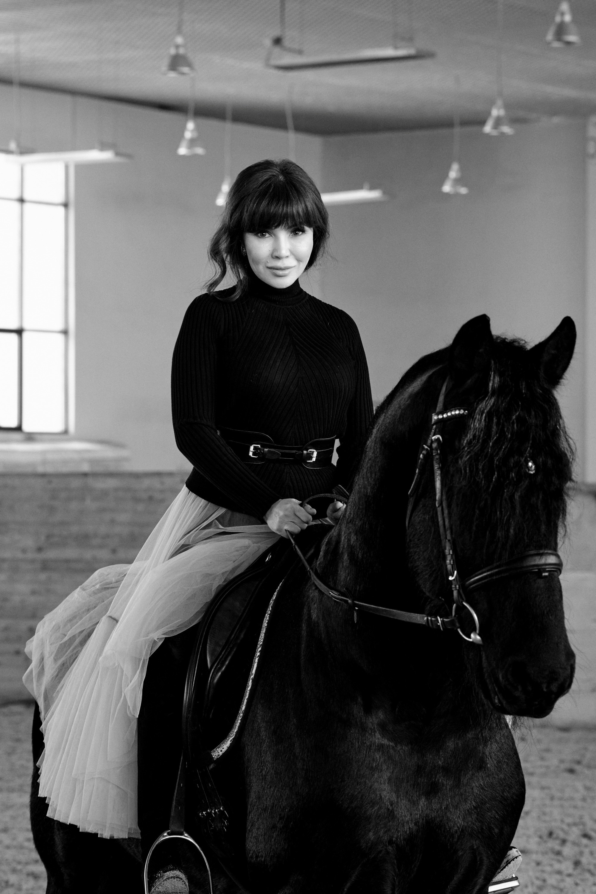 Фотосессия с лошадью. Профессиональная съемка в Алматы