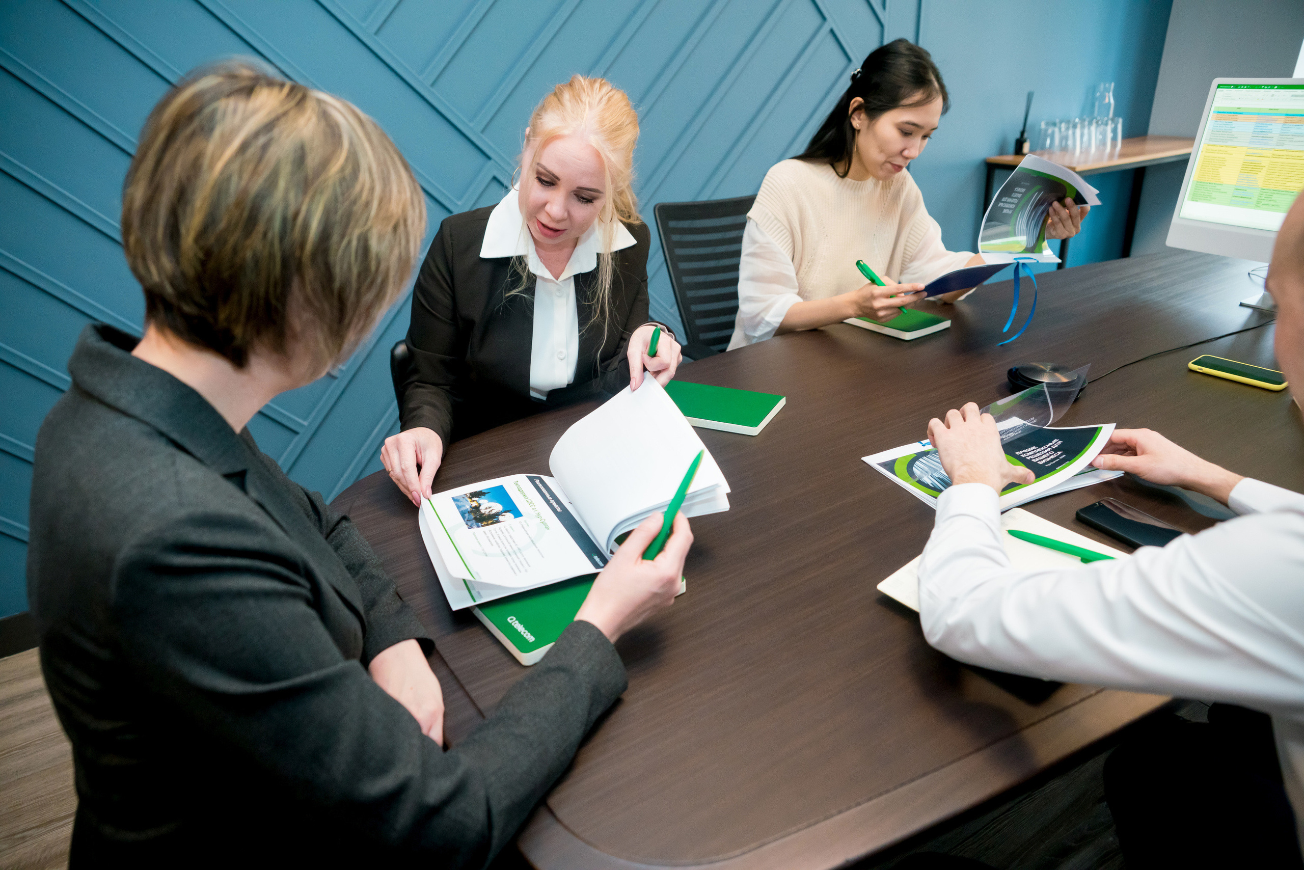 Q telecom. Профессиональная съемка в Алматы