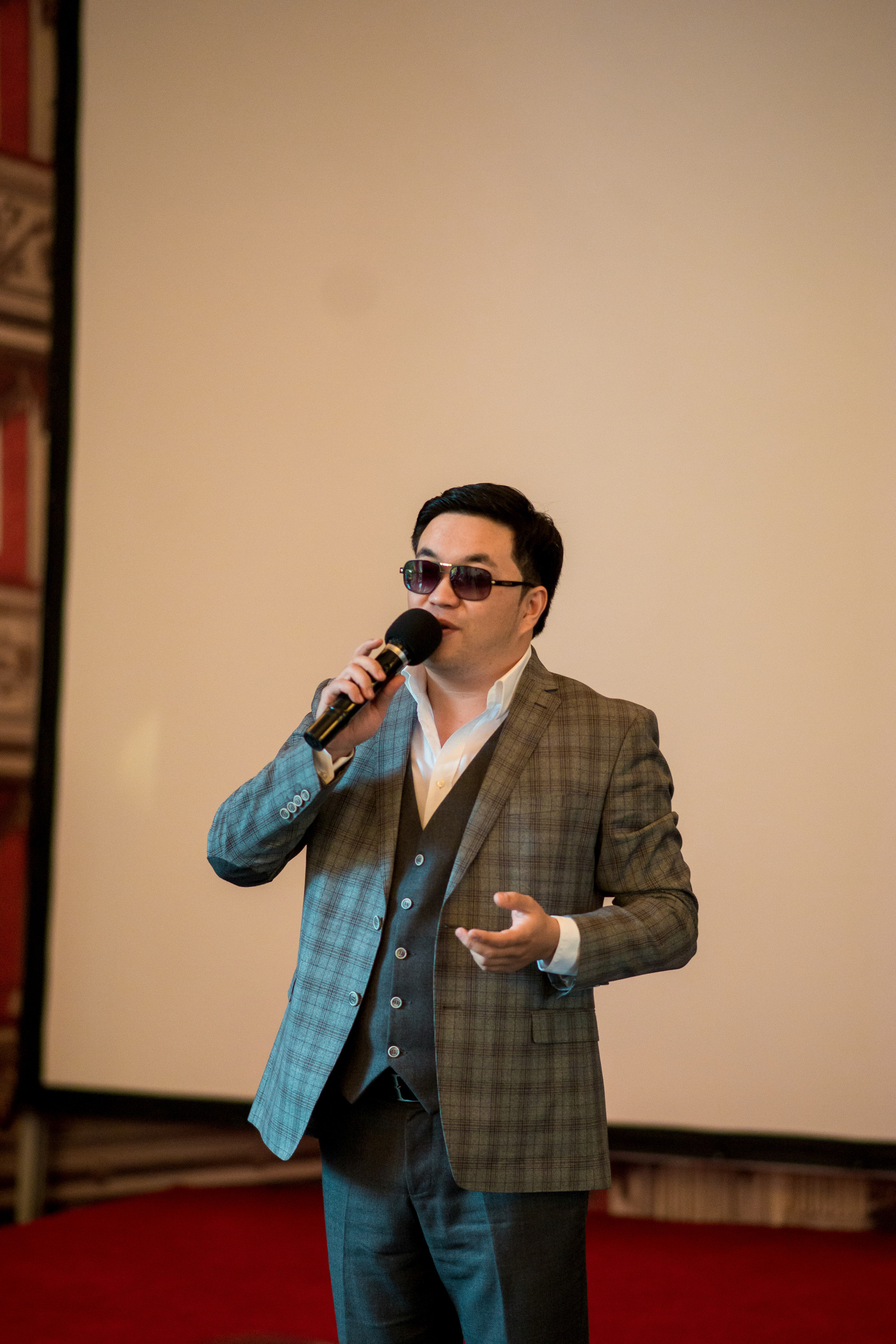 Юбилей. Профессиональная съемка в Алматы