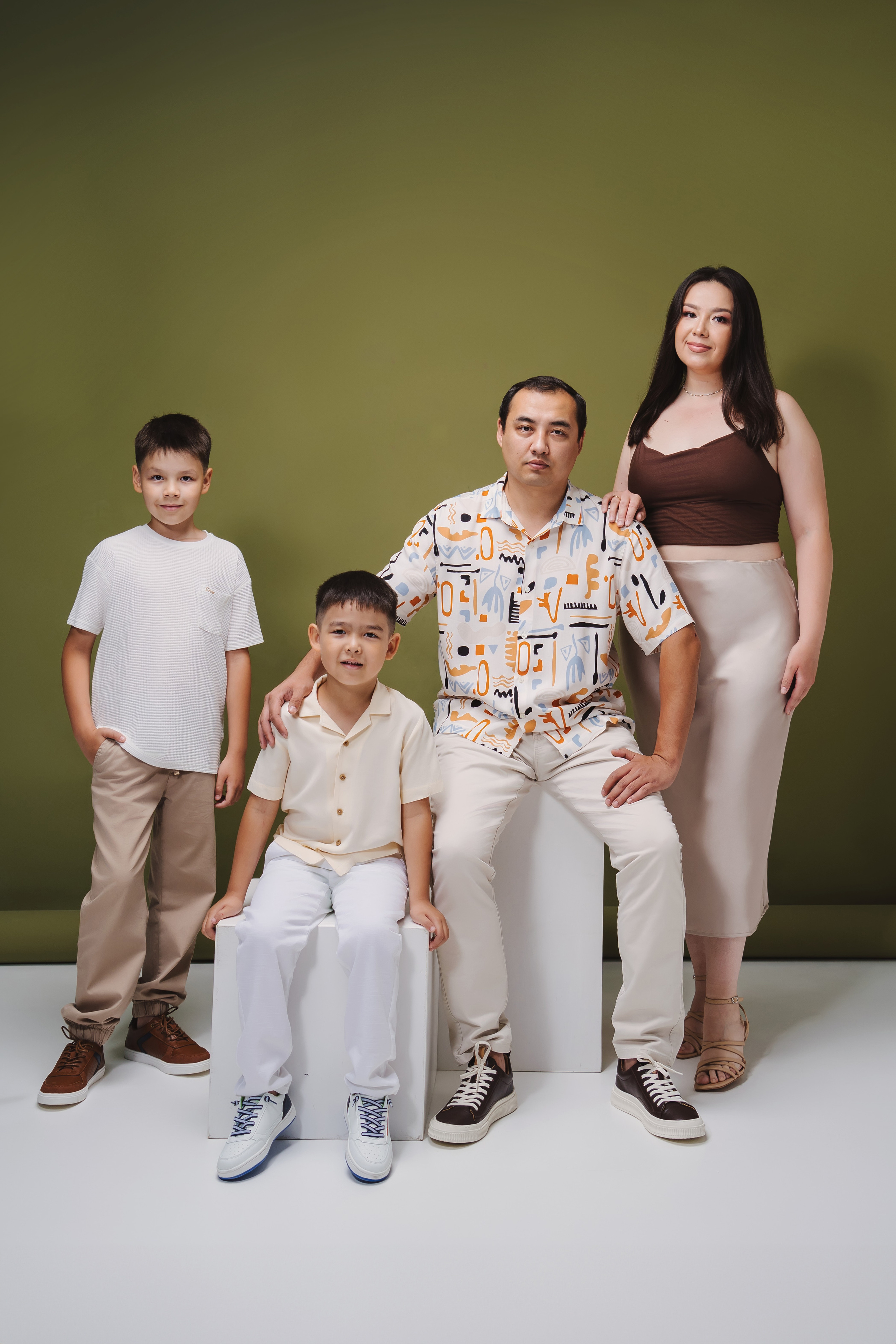 Семейная фотосессия. Профессиональная съемка в Алматы