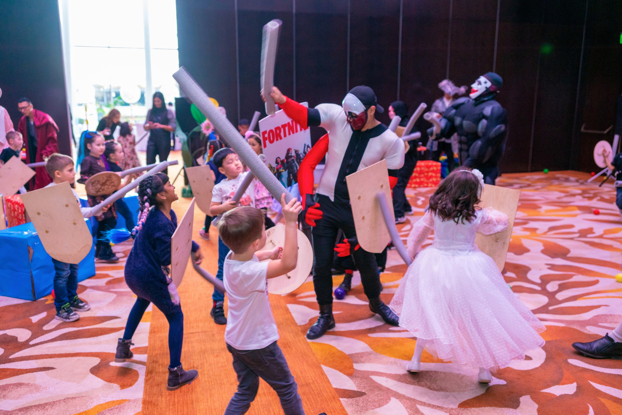 Детский день рождения 7 лет. Профессиональная съемка в Алматы