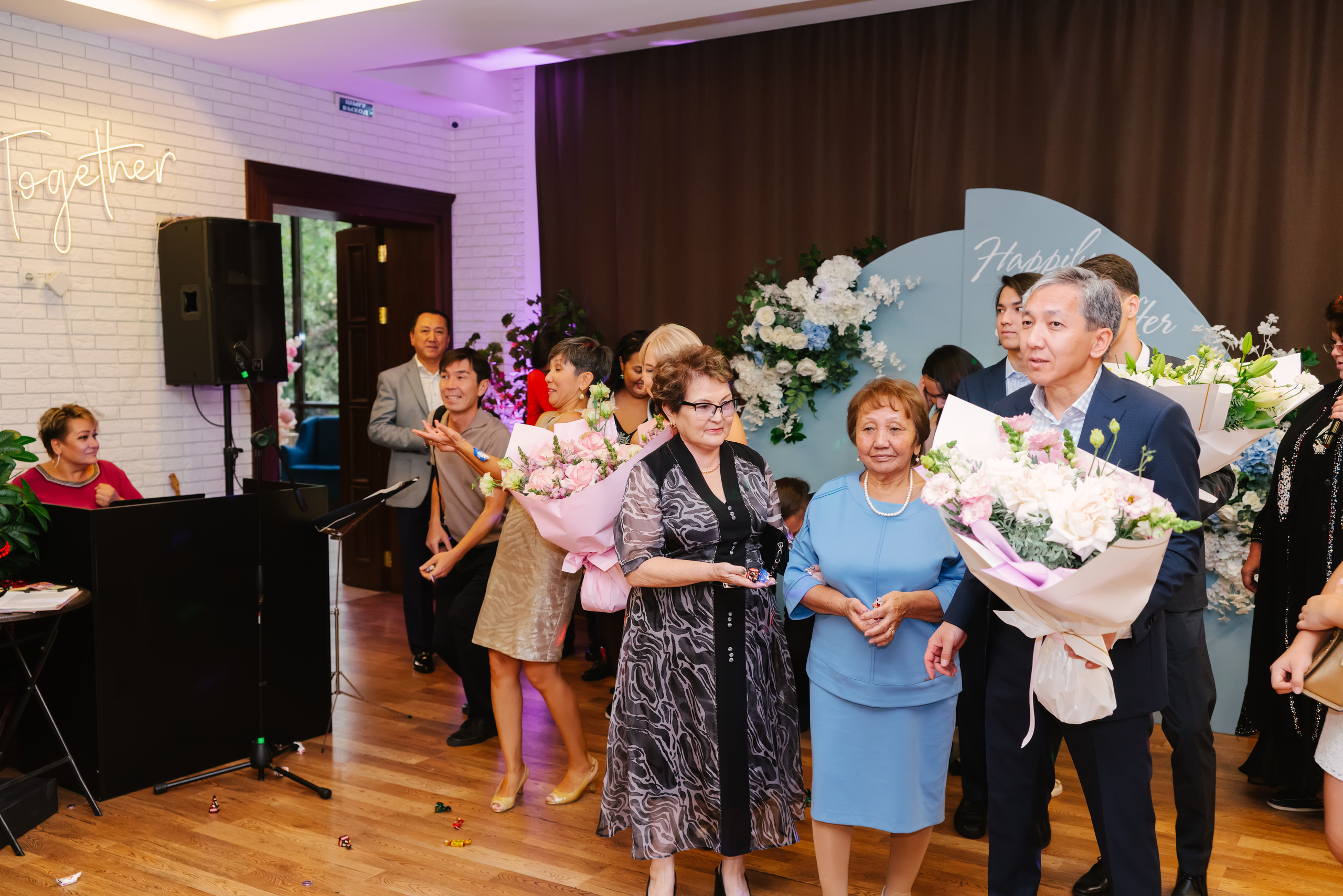 Сырға салу. Профессиональная съемка в Алматы