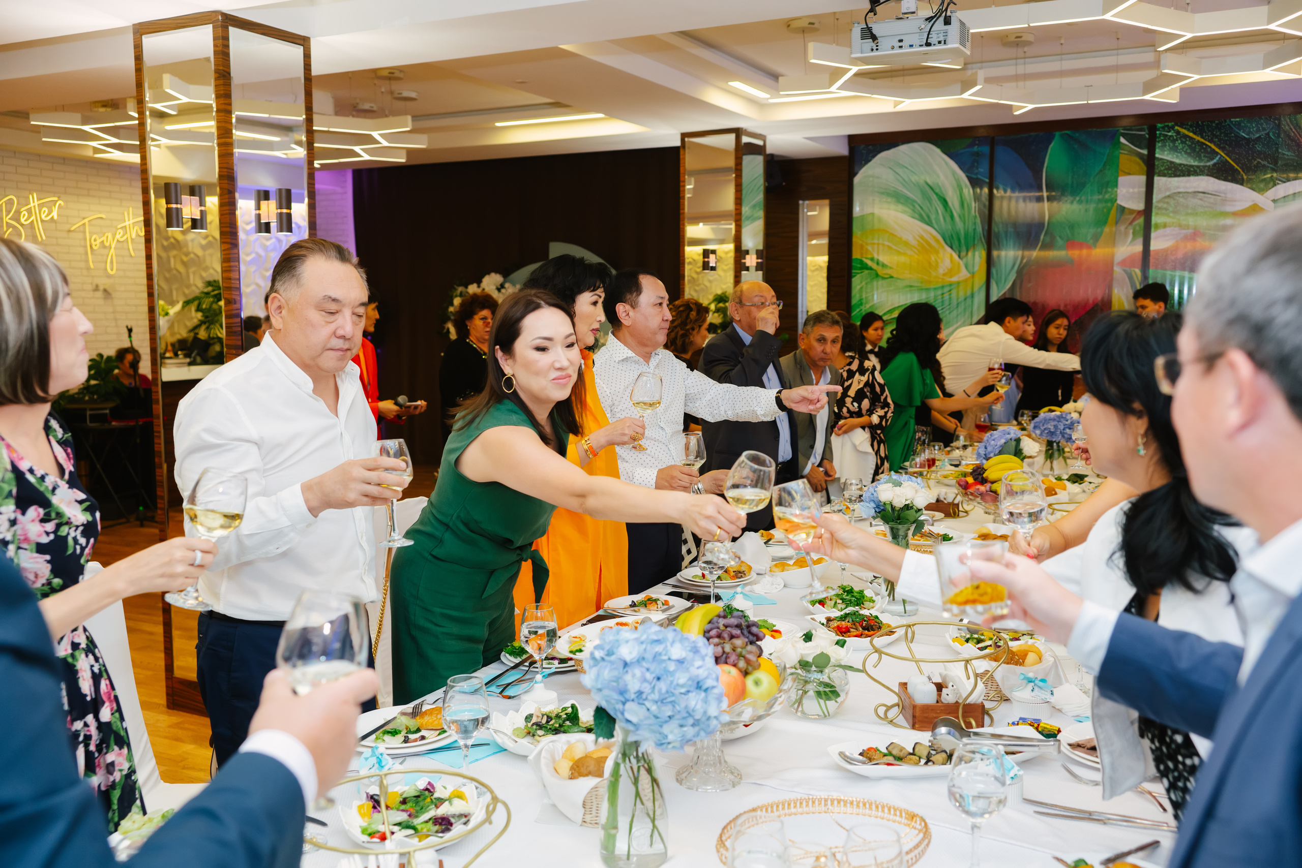 Сырға салу. Профессиональная съемка в Алматы