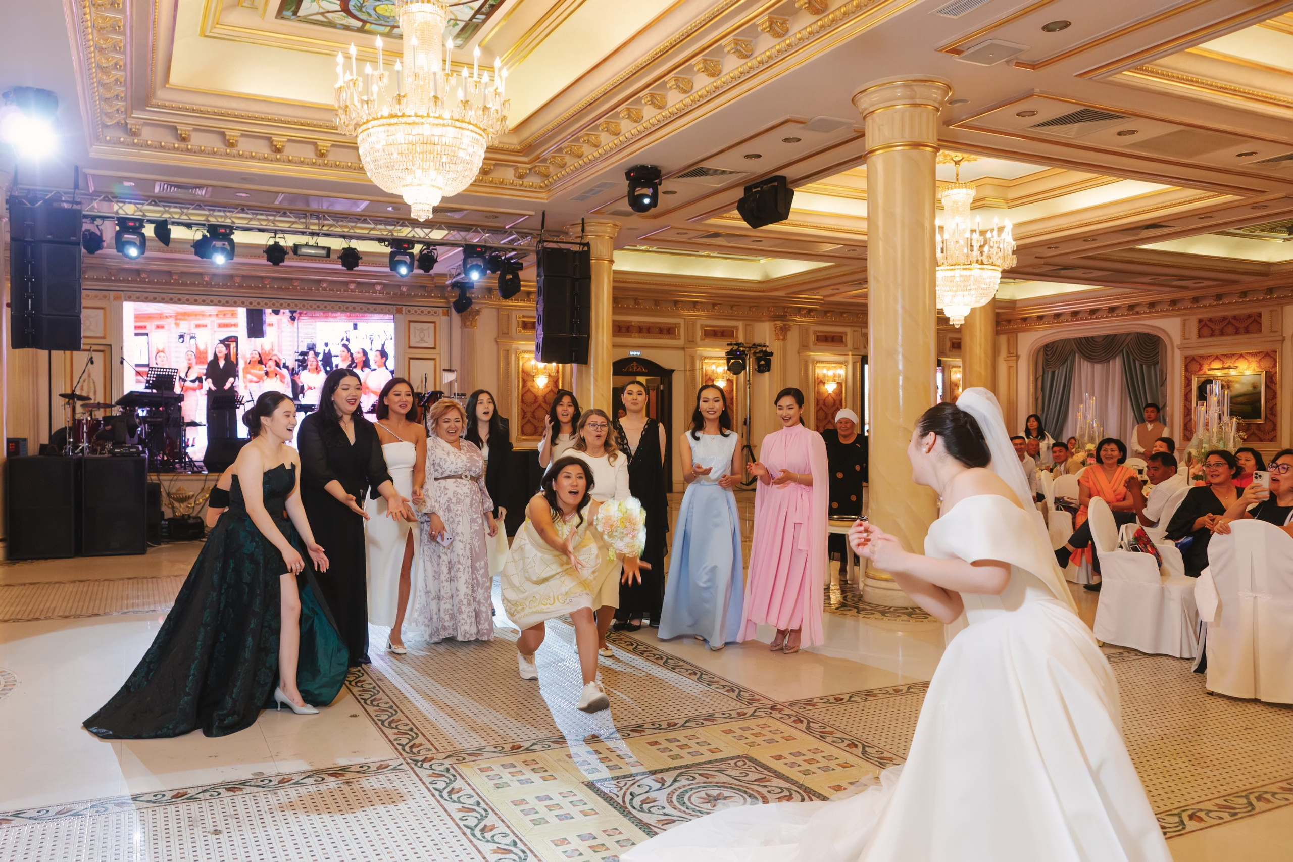 Свадьба Болат и Аяжан. Профессиональная съемка в Алматы