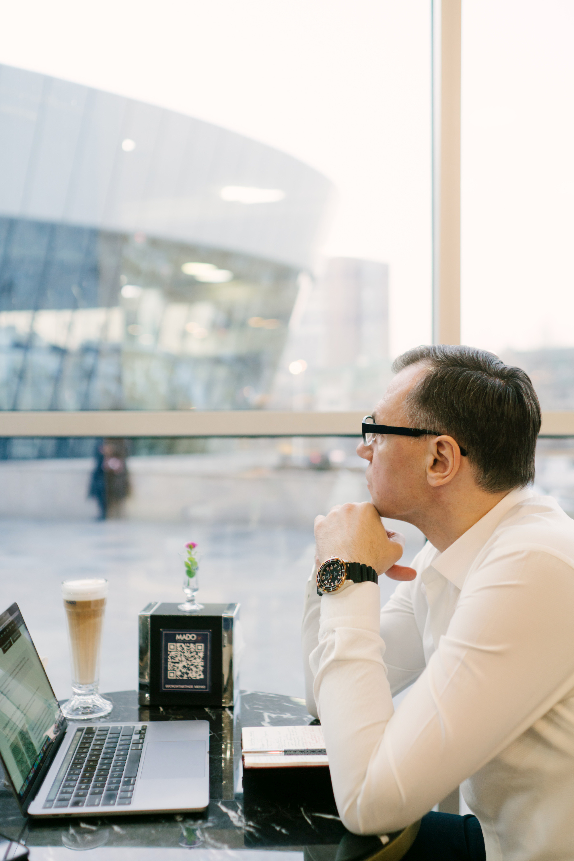 Андрей Булава, контент съемка. Профессиональная съемка в Алматы