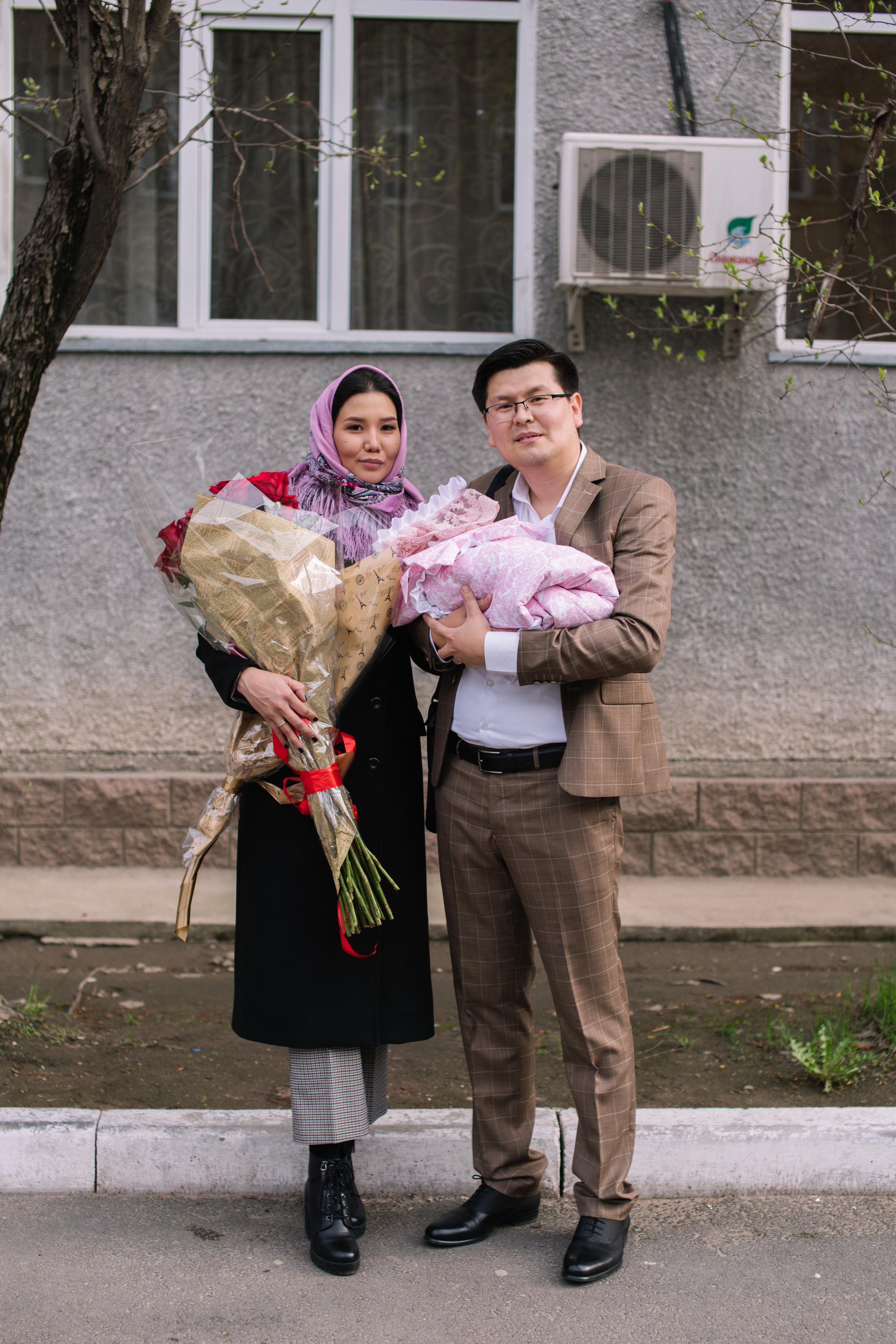 Выписка с роддома. Профессиональная съемка в Алматы