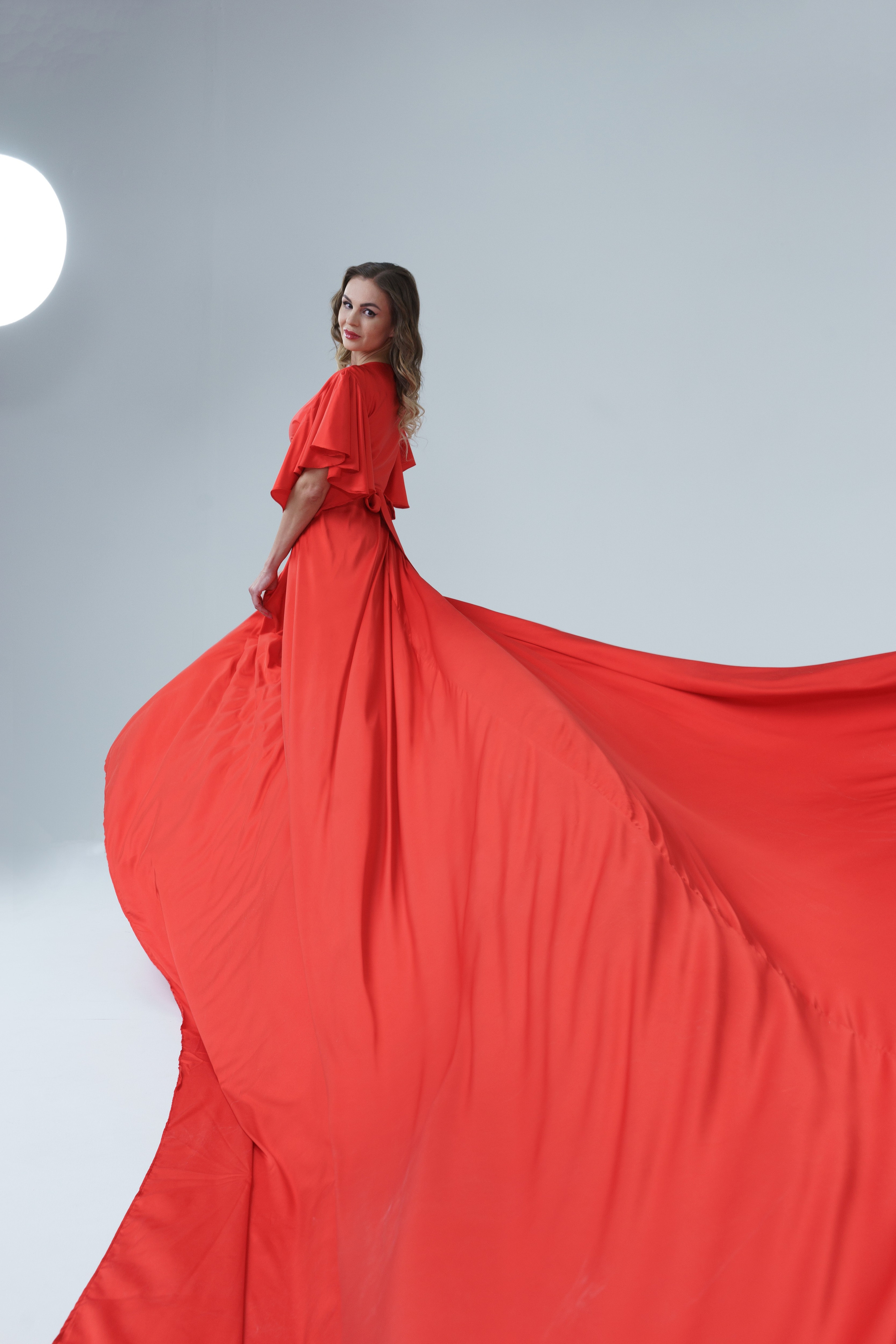 Фотосьемка платьев. Профессиональная съемка в Алматы