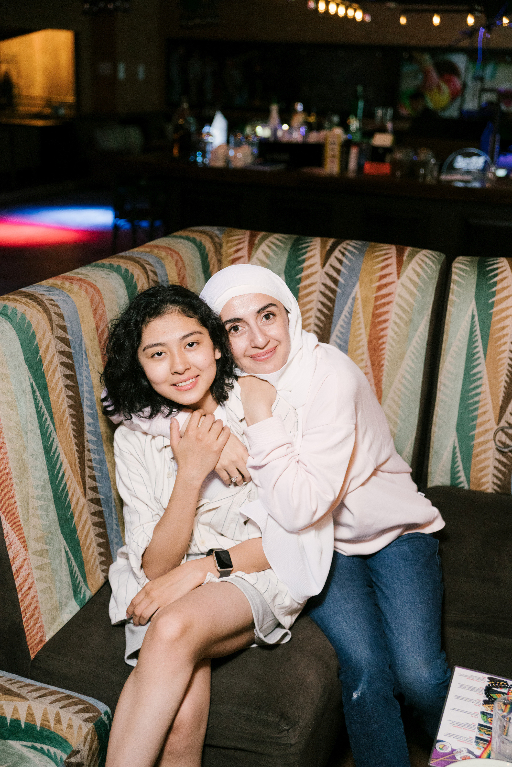 Школьный выпускной. Профессиональная съемка в Алматы