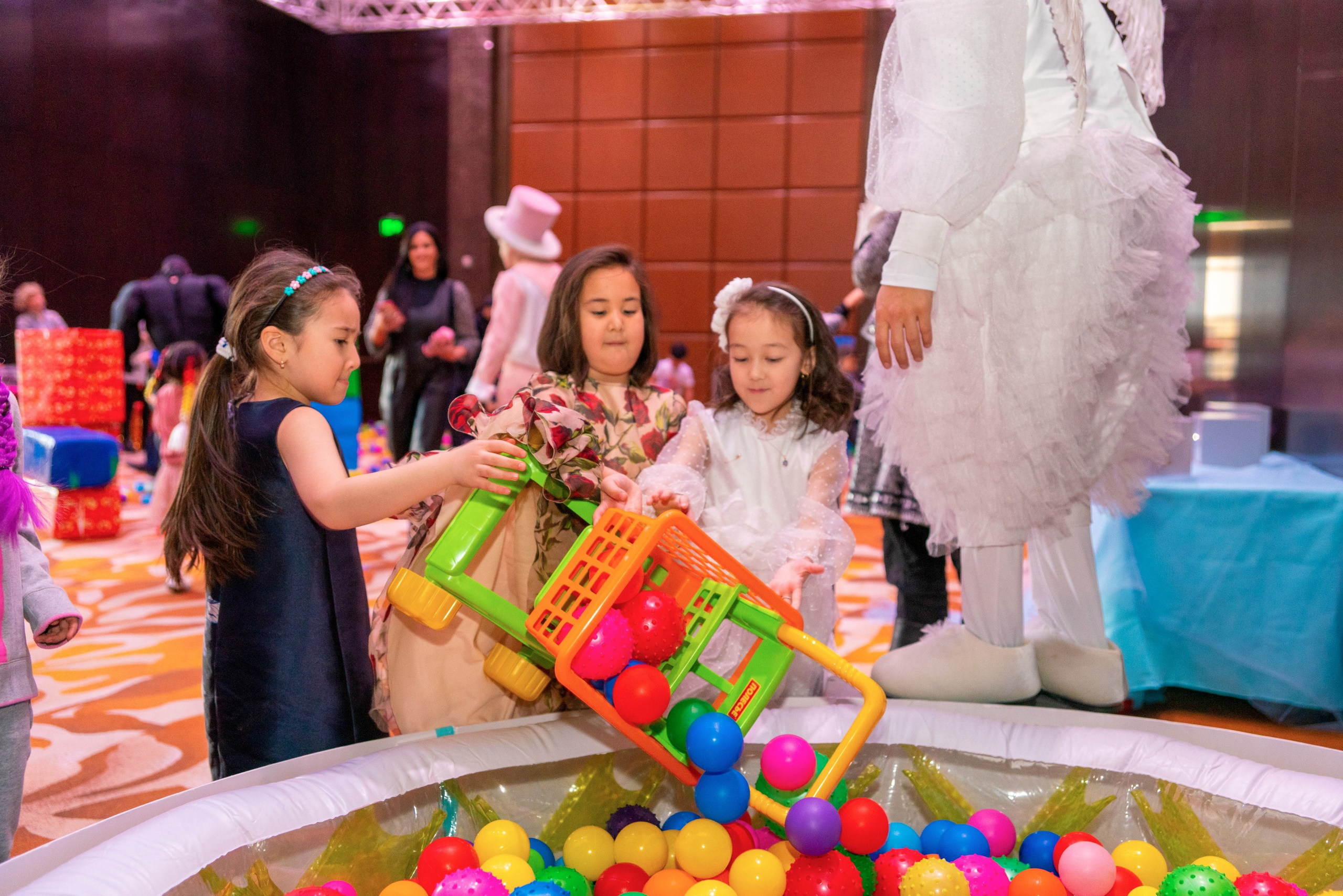 Детский день рождения 7 лет. Профессиональная съемка в Алматы