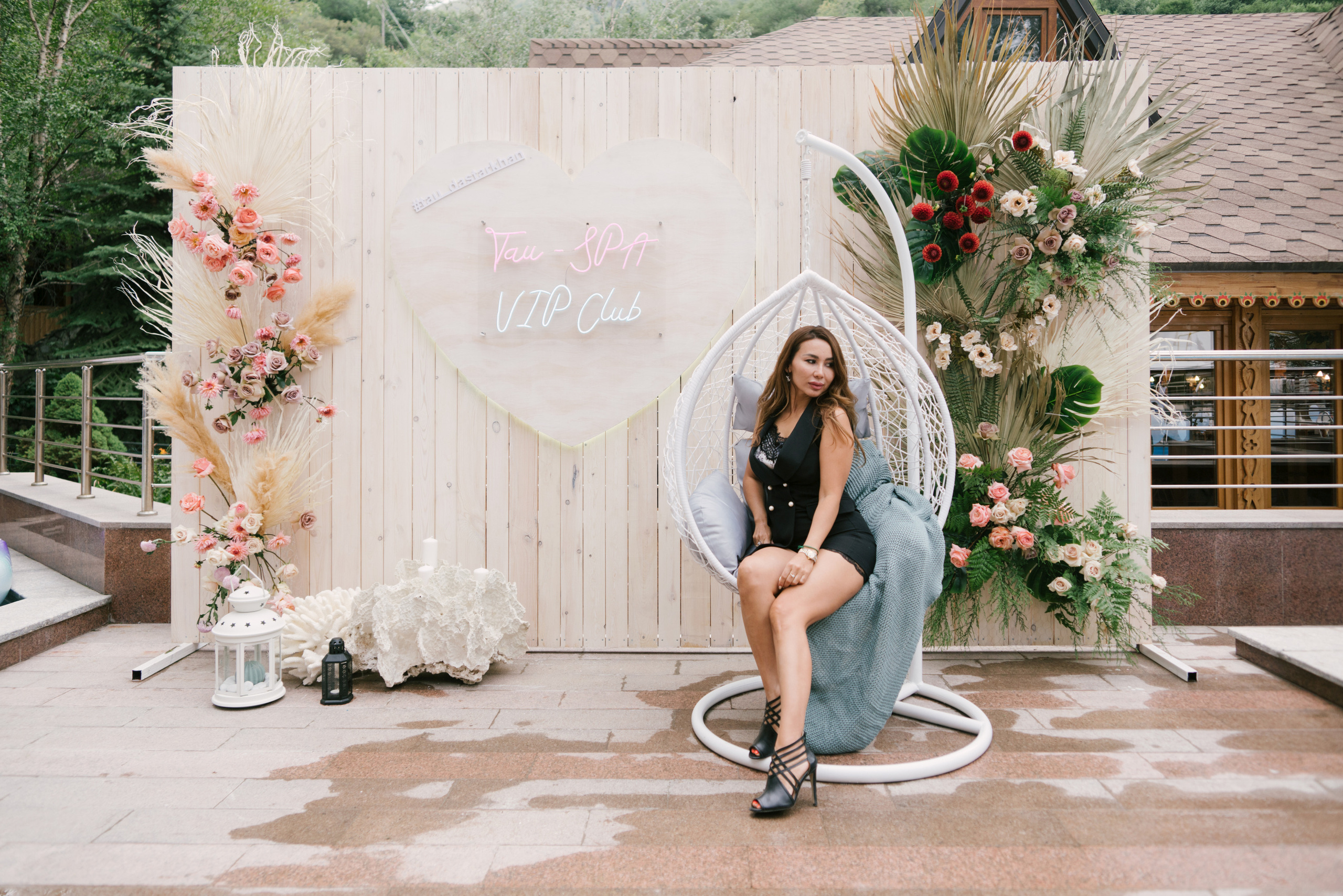 Взрослый День рождения. Профессиональная съемка в Алматы