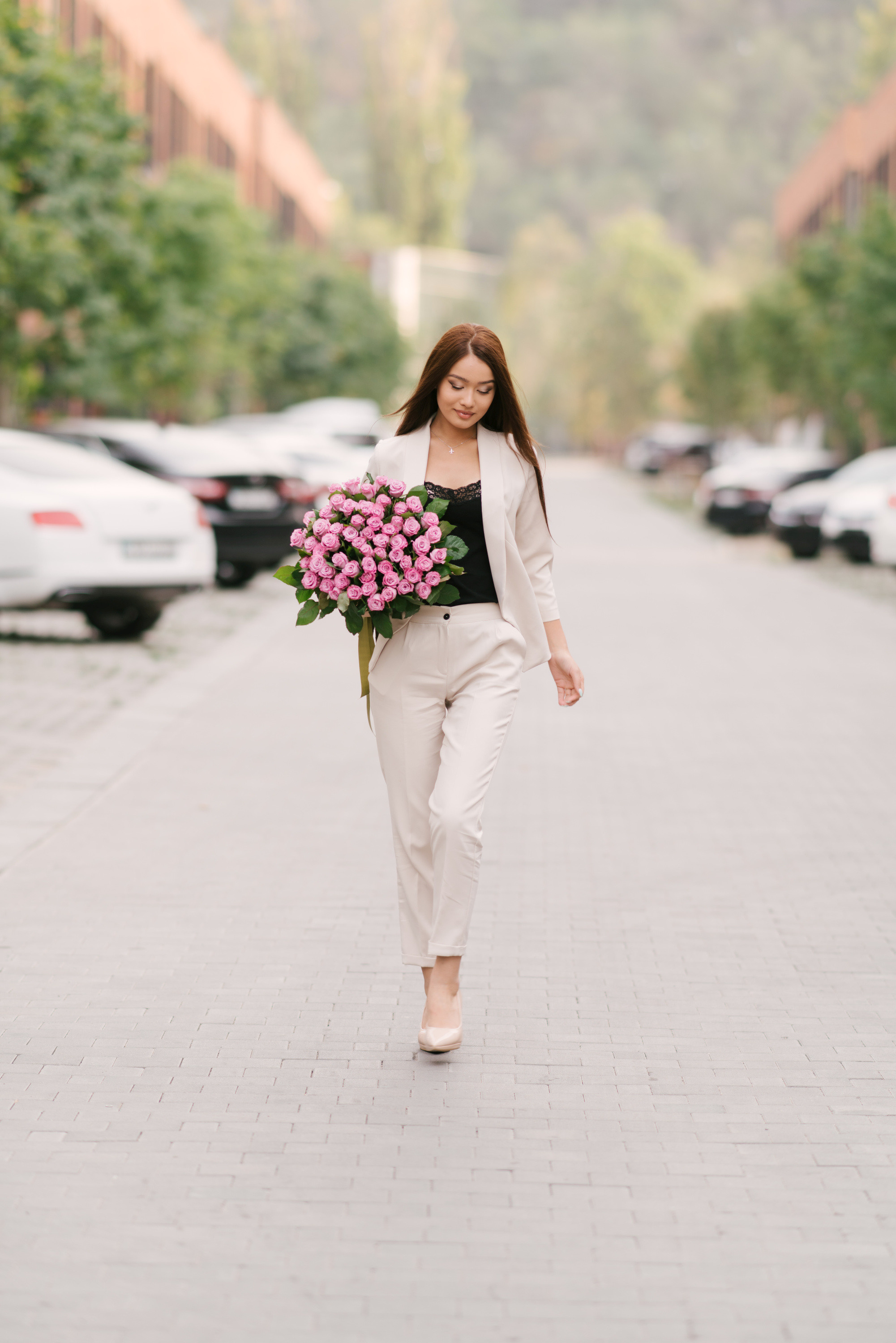 Цветочник. Профессиональная съемка в Алматы