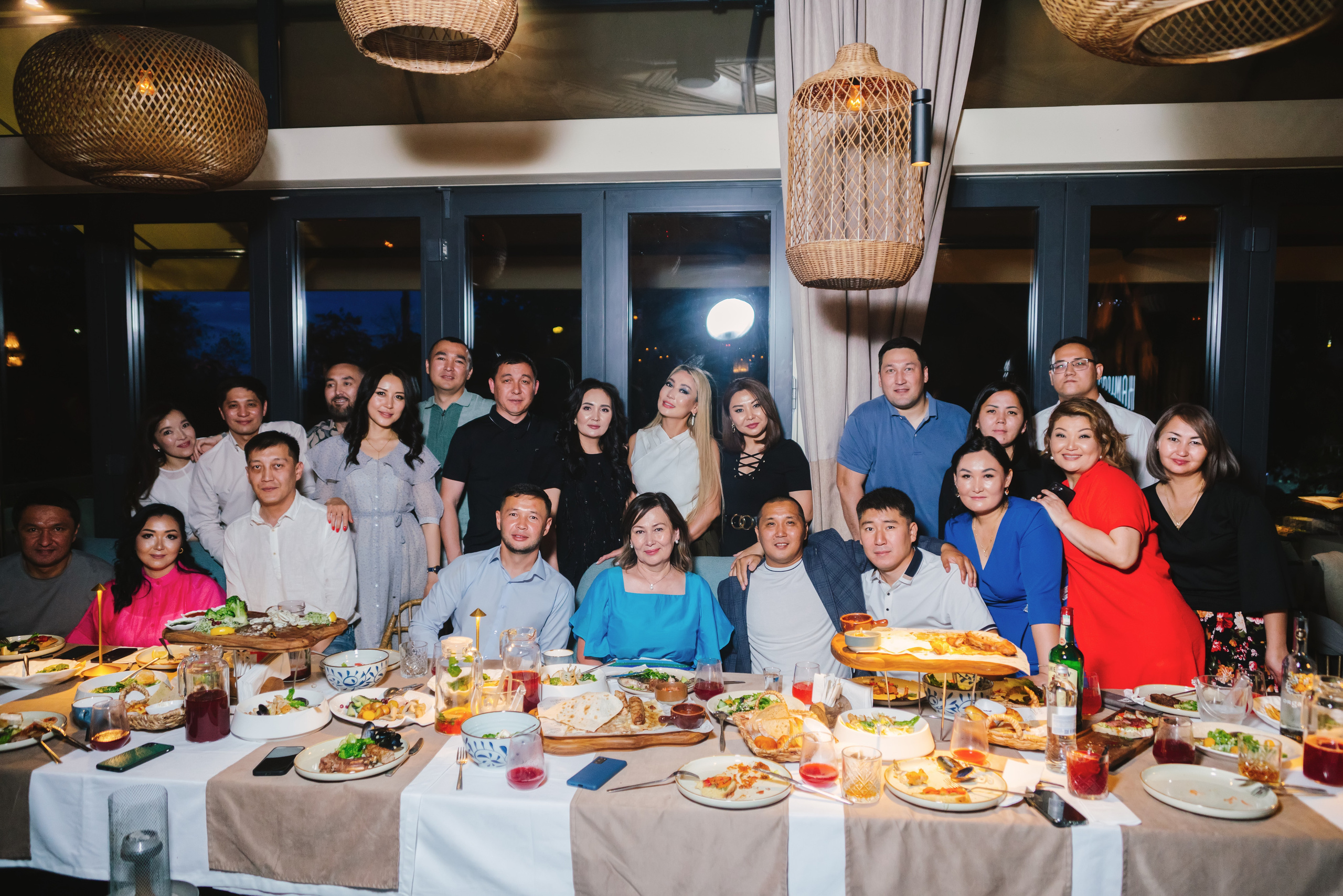 Встреча одноклассников. Профессиональная съемка в Алматы