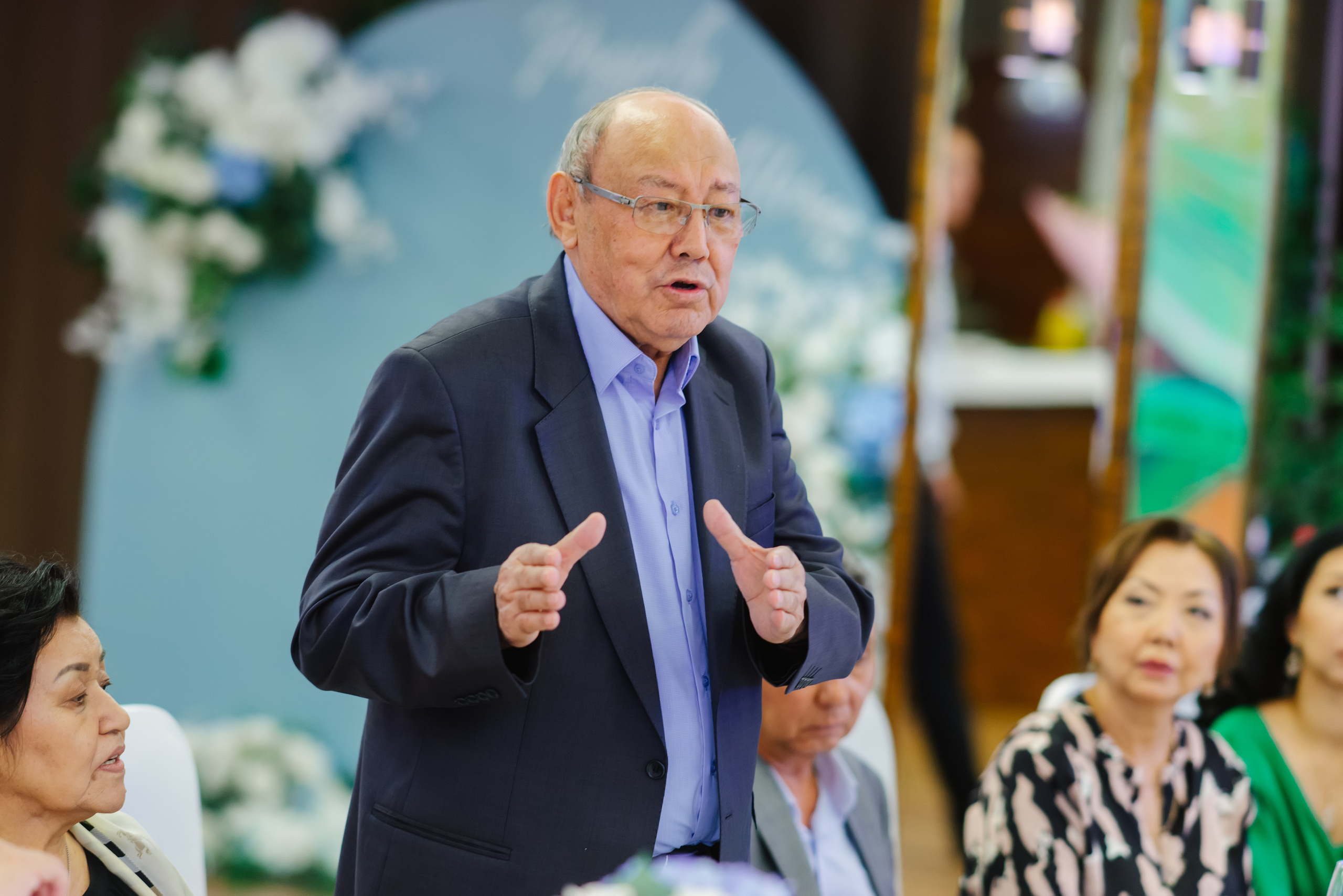 Сырға салу. Профессиональная съемка в Алматы